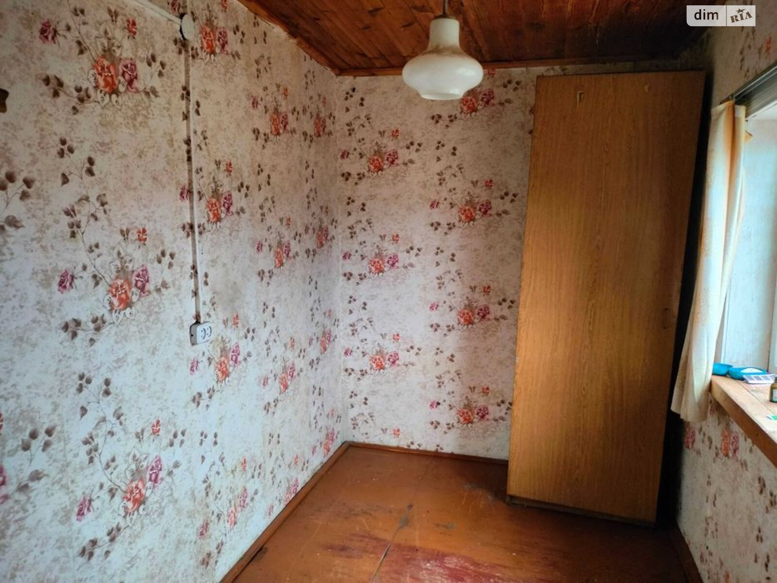 одноэтажный дом с отоплением, 16 кв. м, сруб. Продажа в Авдеевке фото 1 одноэтажный дом с отоплением, 16 кв. м, сруб. Продажа в Авдеевке фото 1