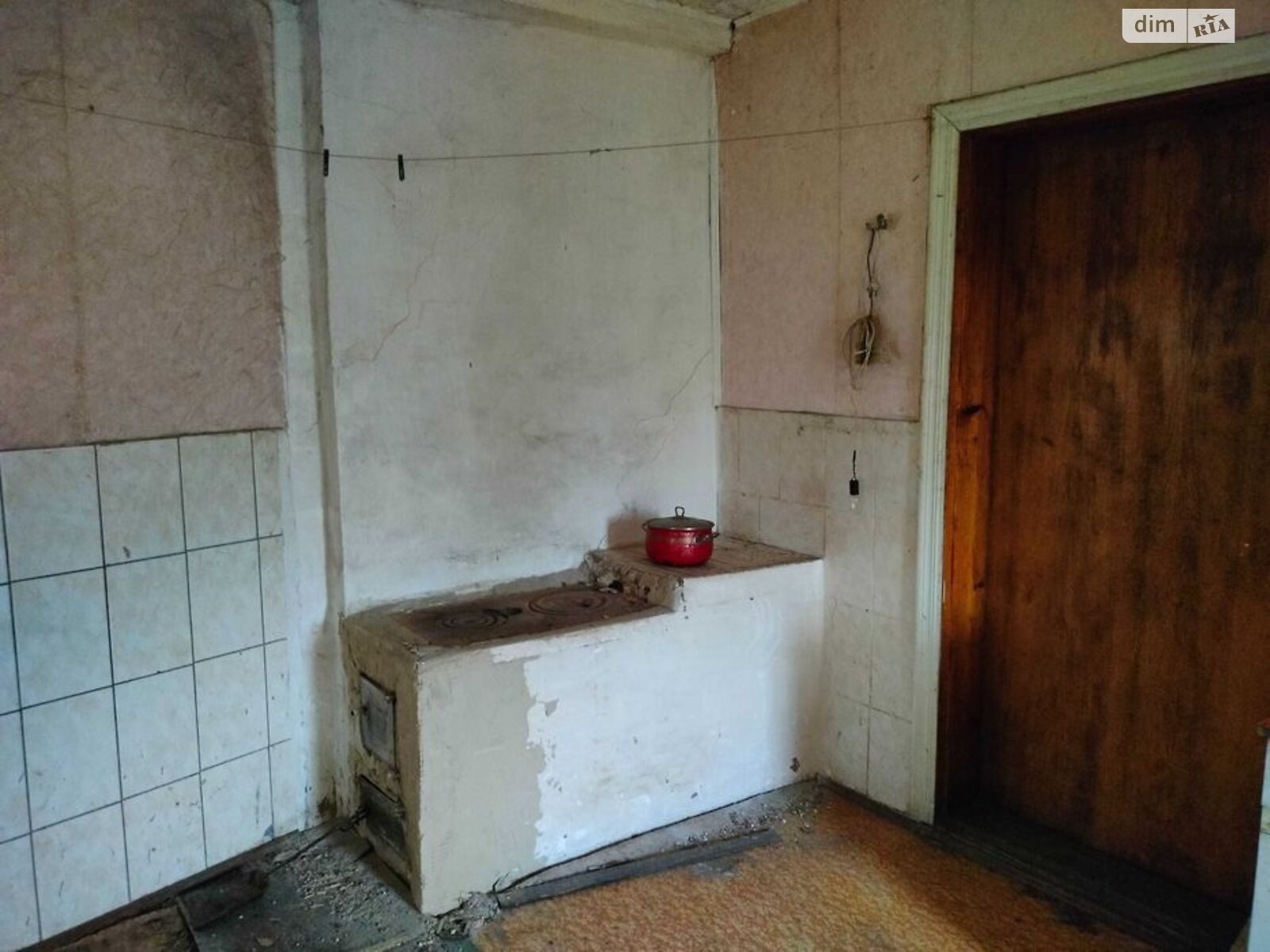 одноэтажный дом с отоплением, 16 кв. м, сруб. Продажа в Авдеевке фото 1 одноэтажный дом с отоплением, 16 кв. м, сруб. Продажа в Авдеевке фото 1