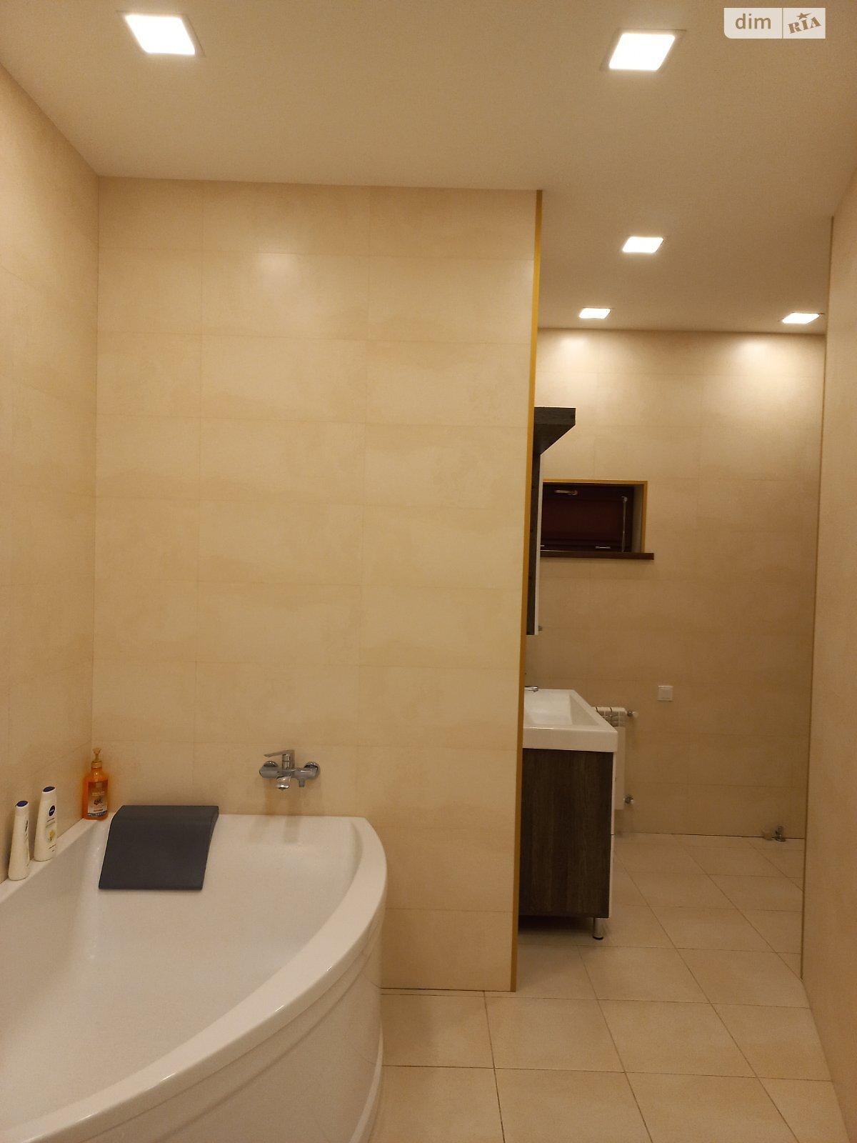 двухэтажный дом с мебелью, 130 кв. м, кирпич. Продажа в Бабаях фото 1 двухэтажный дом с мебелью, 130 кв. м, кирпич. Продажа в Бабаях фото 1