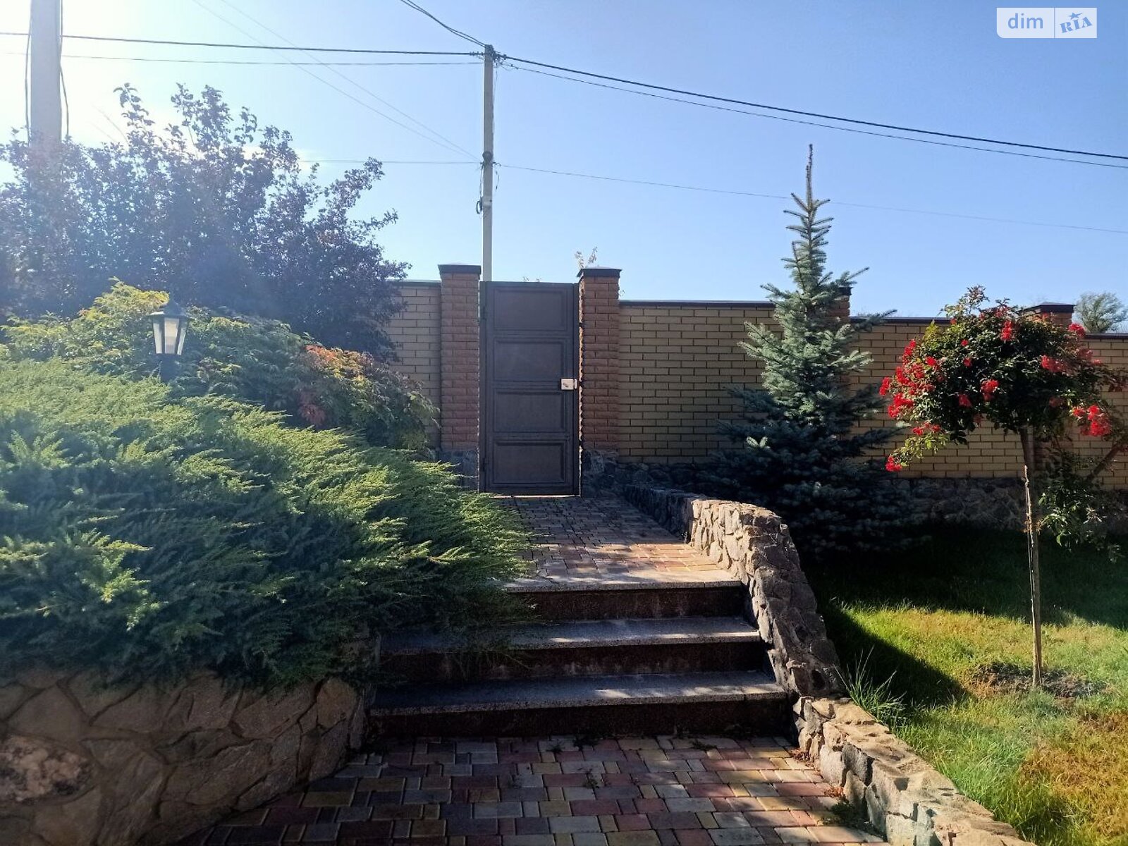 одноэтажный дом с гаражом, 95.8 кв. м, СИП. Продажа в Бабаях фото 1 одноэтажный дом с гаражом, 95.8 кв. м, СИП. Продажа в Бабаях фото 1
