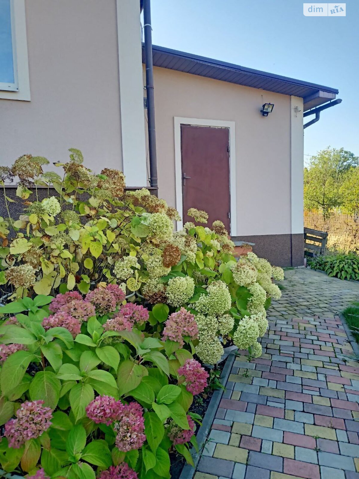 одноэтажный дом с гаражом, 95.8 кв. м, СИП. Продажа в Бабаях фото 1 одноэтажный дом с гаражом, 95.8 кв. м, СИП. Продажа в Бабаях фото 1