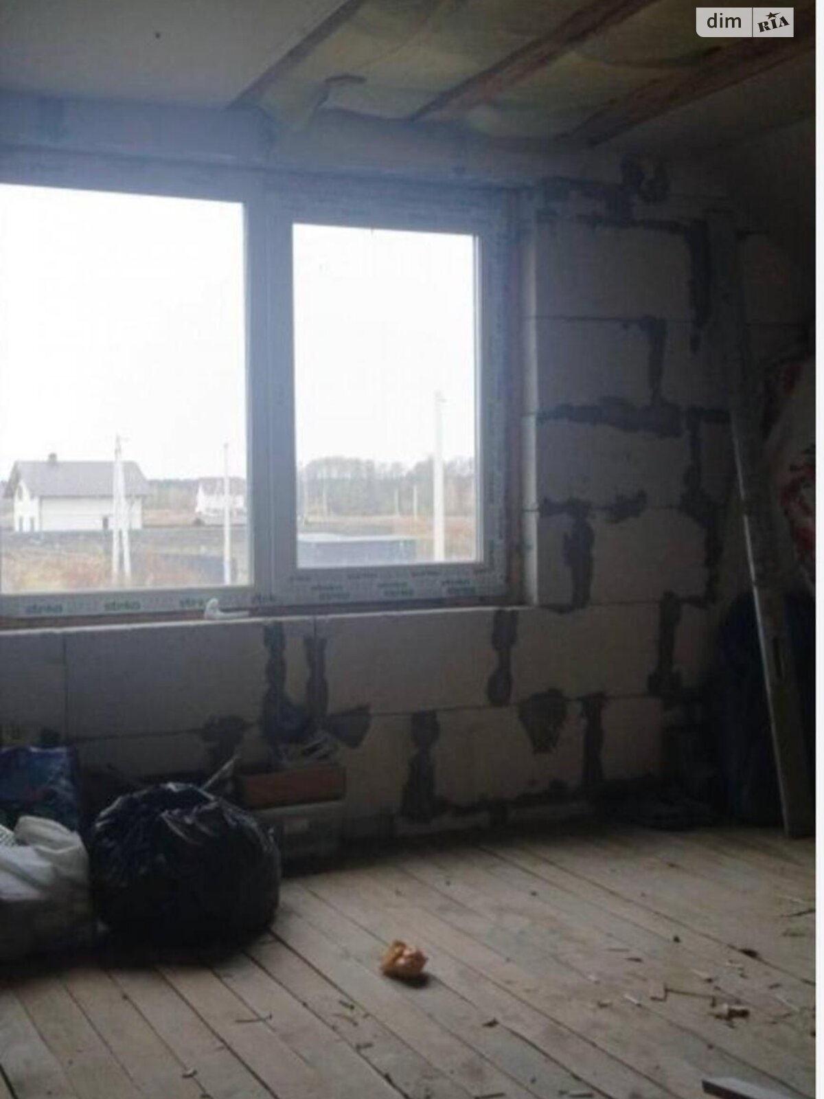 двухэтажный дом, 120 кв. м, кирпич. Продажа в Бабинцам фото 1