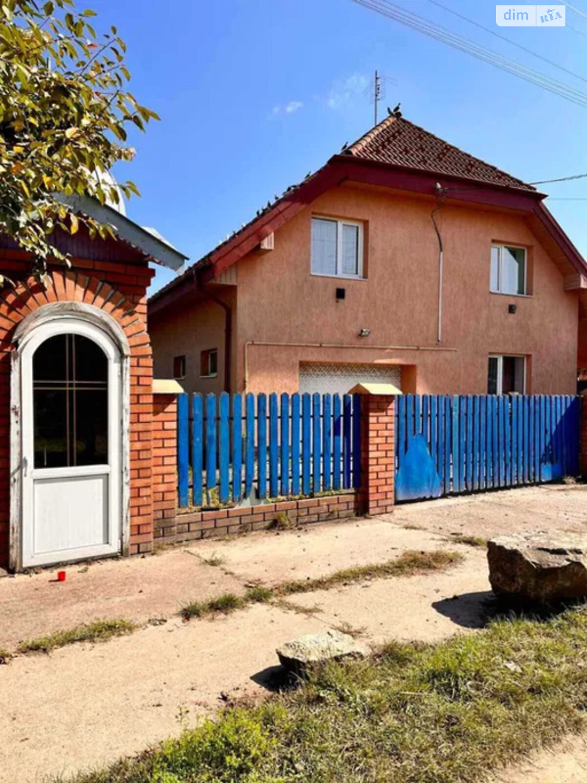 двухэтажный дом с гаражом, 150 кв. м, кирпич. Продажа в Бабухове фото 1