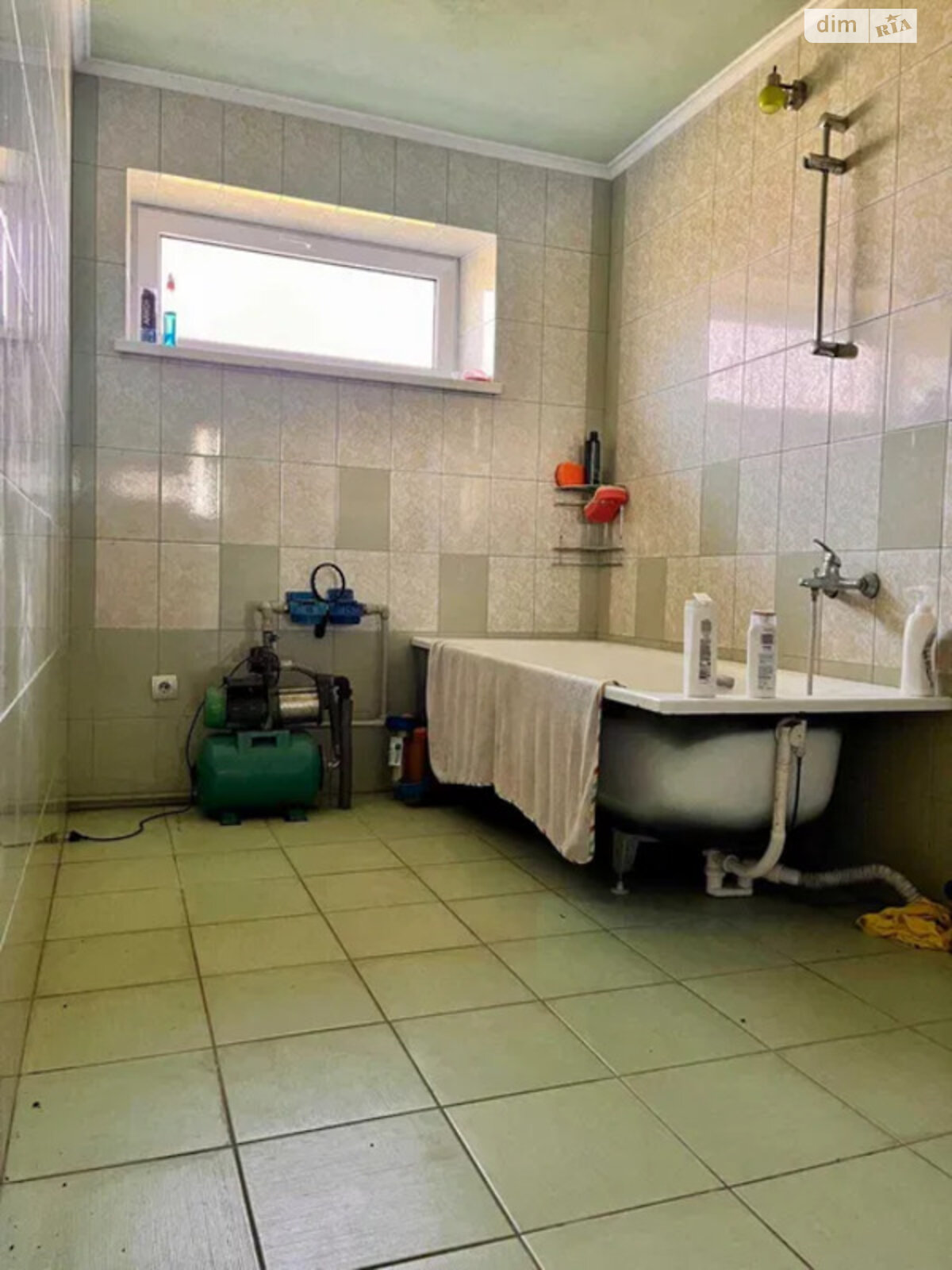 двухэтажный дом с гаражом, 150 кв. м, кирпич. Продажа в Бабухове фото 1