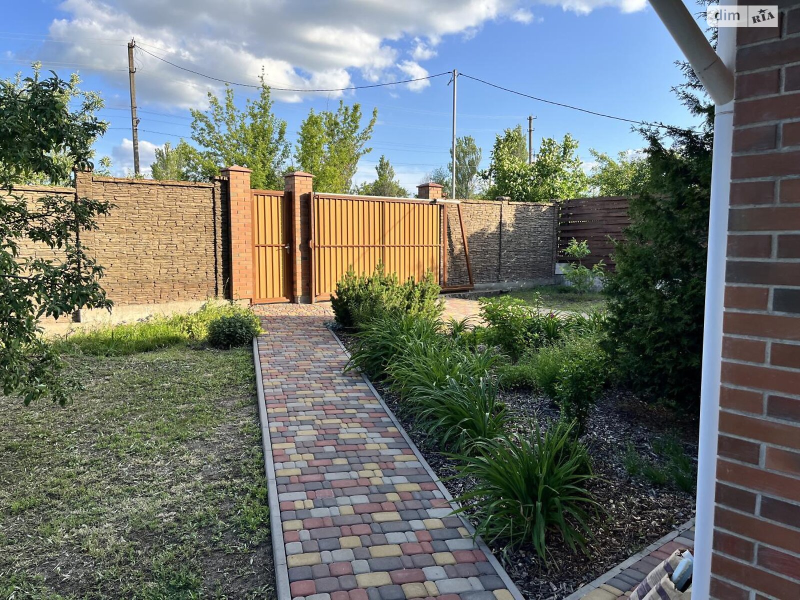 двоповерховий будинок, 160 кв. м, кирпич. Продаж у Бабурці фото 1