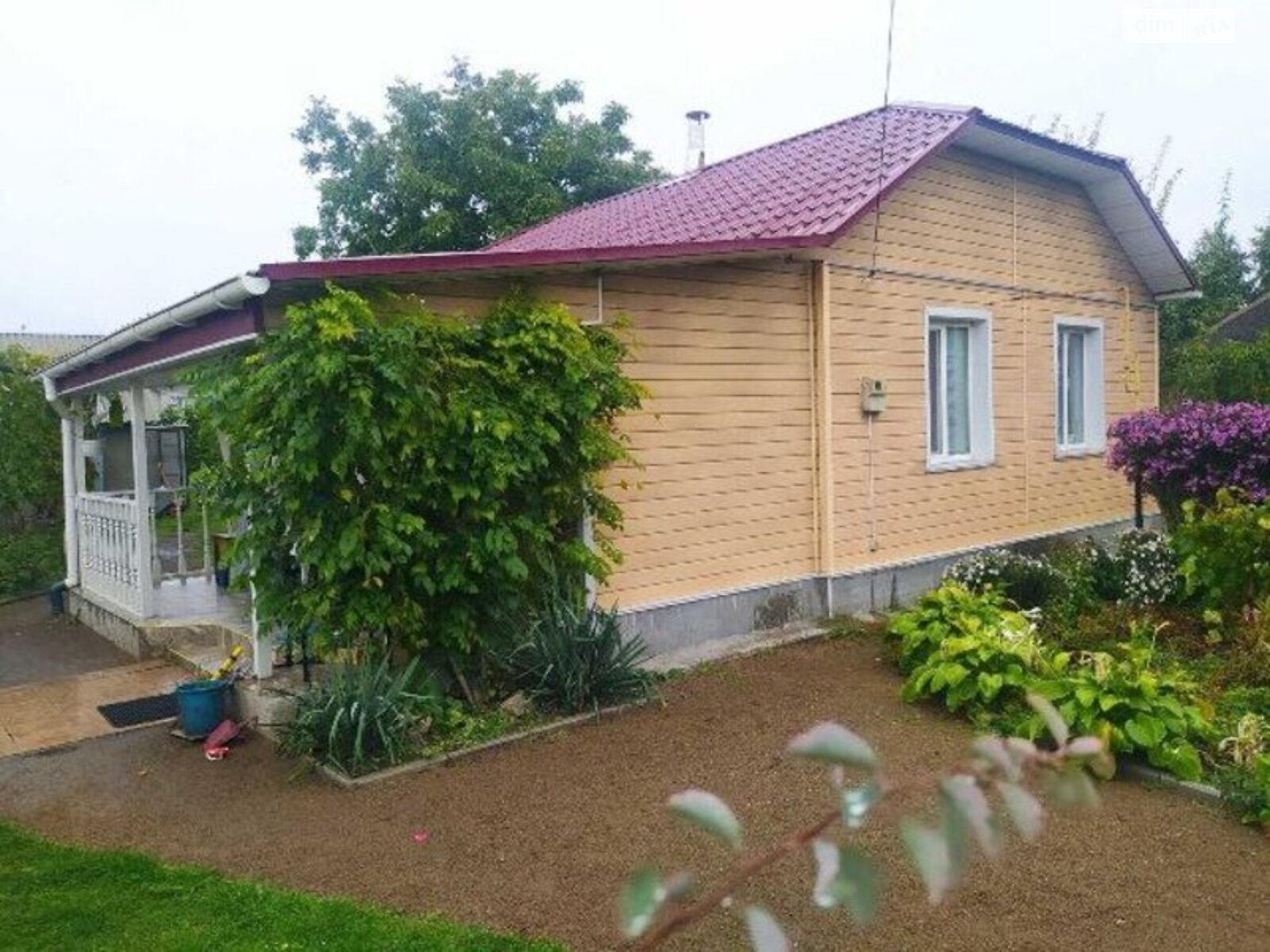 одноэтажный дом с верандой, 63 кв. м, дерево и кирпич. Продажа в Бахмаче фото 1 одноэтажный дом с верандой, 63 кв. м, дерево и кирпич. Продажа в Бахмаче фото 1