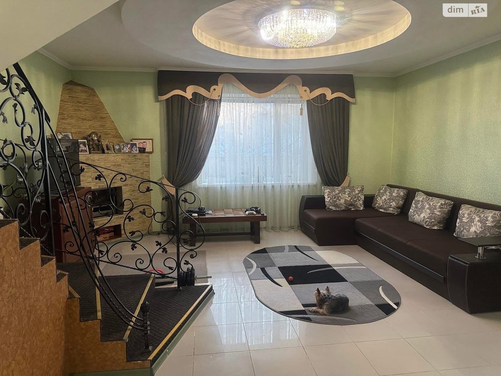 двоповерховий будинок з гаражем, 130 кв. м, цегла. Продаж у Барі фото 1 двоповерховий будинок з гаражем, 130 кв. м, цегла. Продаж у Барі фото 1