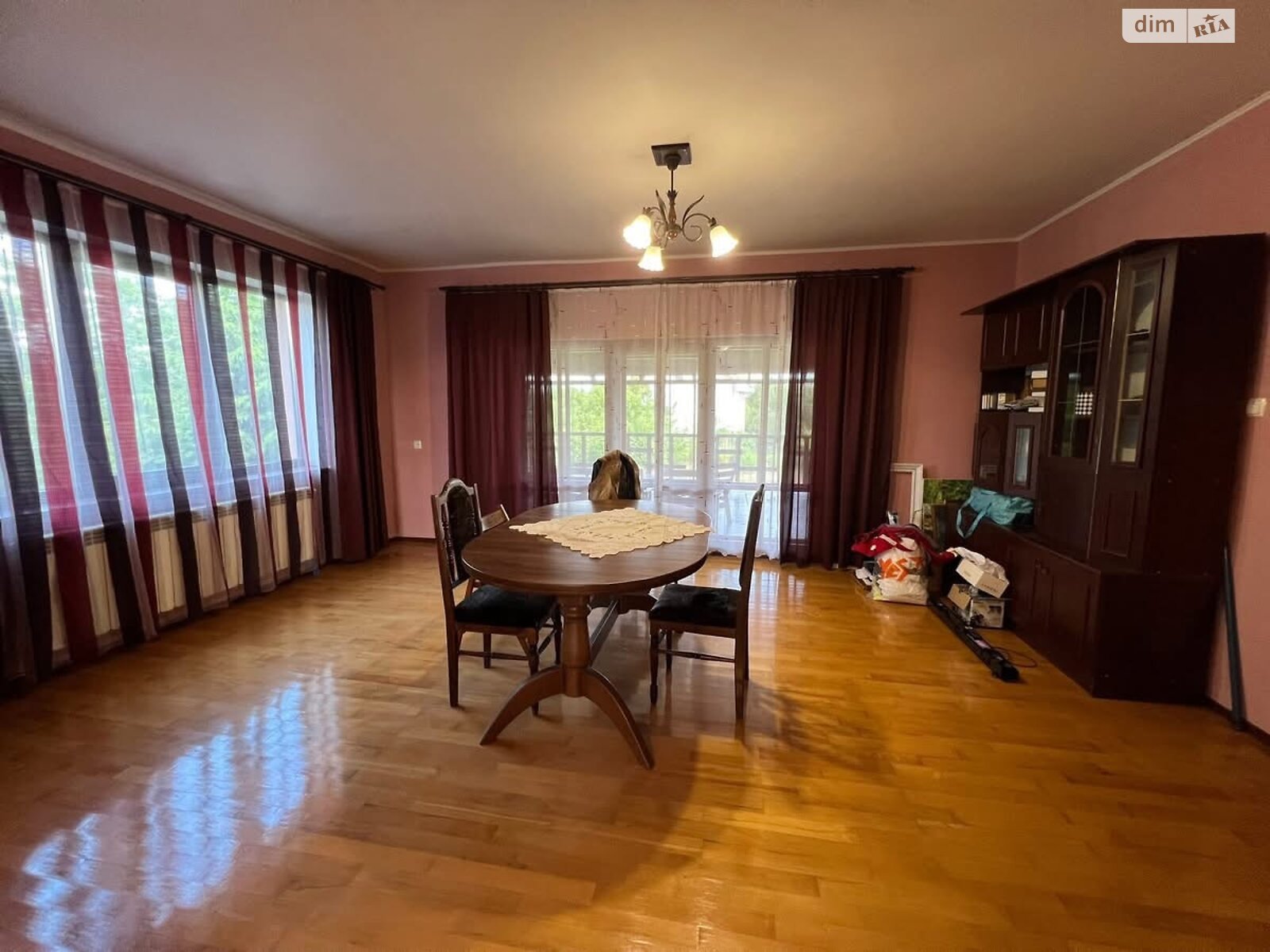 двухэтажный дом с гаражом, 294 кв. м, кирпич. Продажа в Баранинцах фото 1 двухэтажный дом с гаражом, 294 кв. м, кирпич. Продажа в Баранинцах фото 1