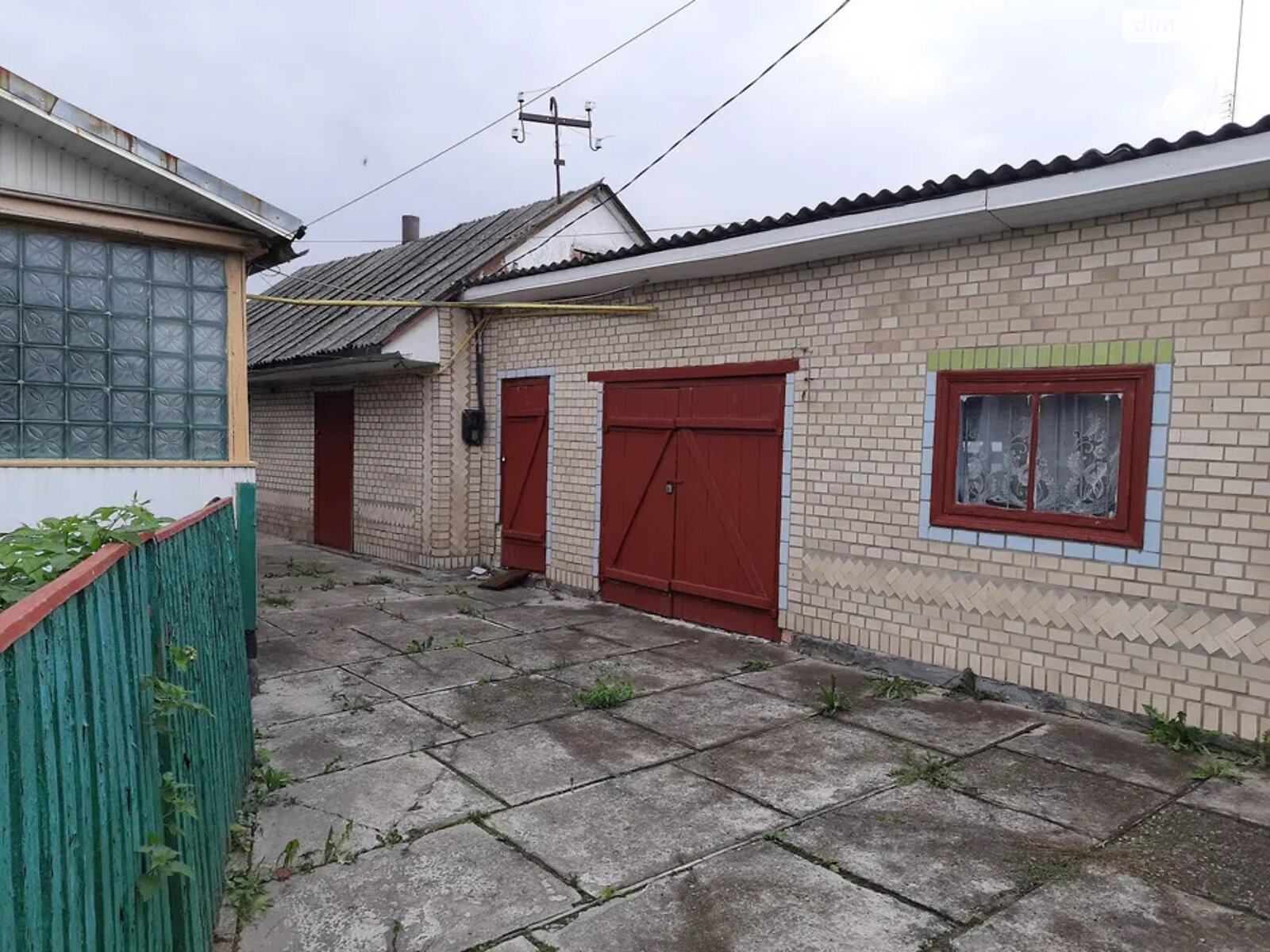 одноэтажный дом с гаражом, 70 кв. м, кирпич. Продажа в Барановке фото 1