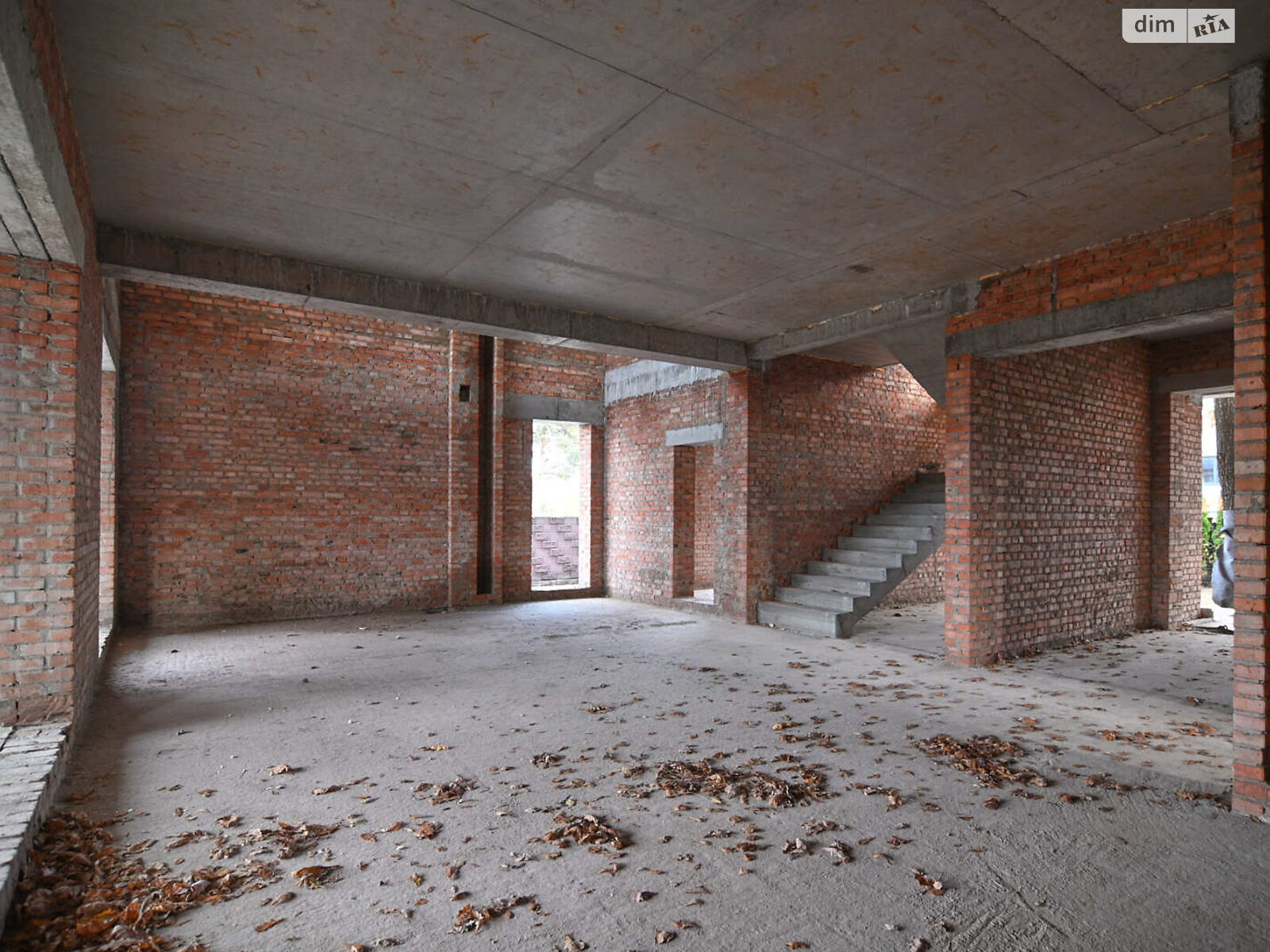 двухэтажный дом с гаражом, 300 кв. м, кирпич. Продажа в Бармаках фото 1 двухэтажный дом с гаражом, 300 кв. м, кирпич. Продажа в Бармаках фото 1