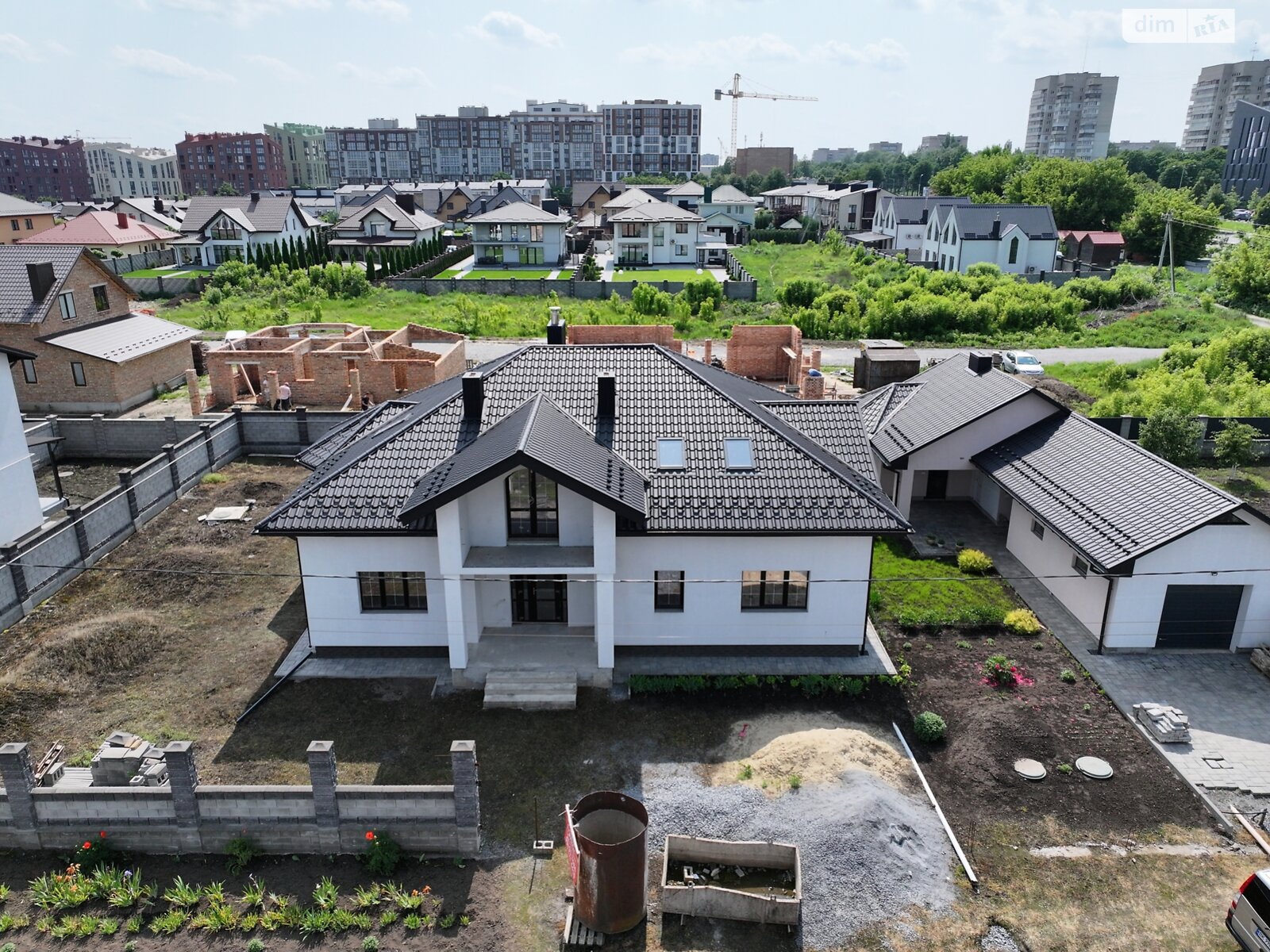 двухэтажный дом с верандой, 270 кв. м, кирпич. Продажа в Бармаках фото 1 двухэтажный дом с верандой, 270 кв. м, кирпич. Продажа в Бармаках фото 1