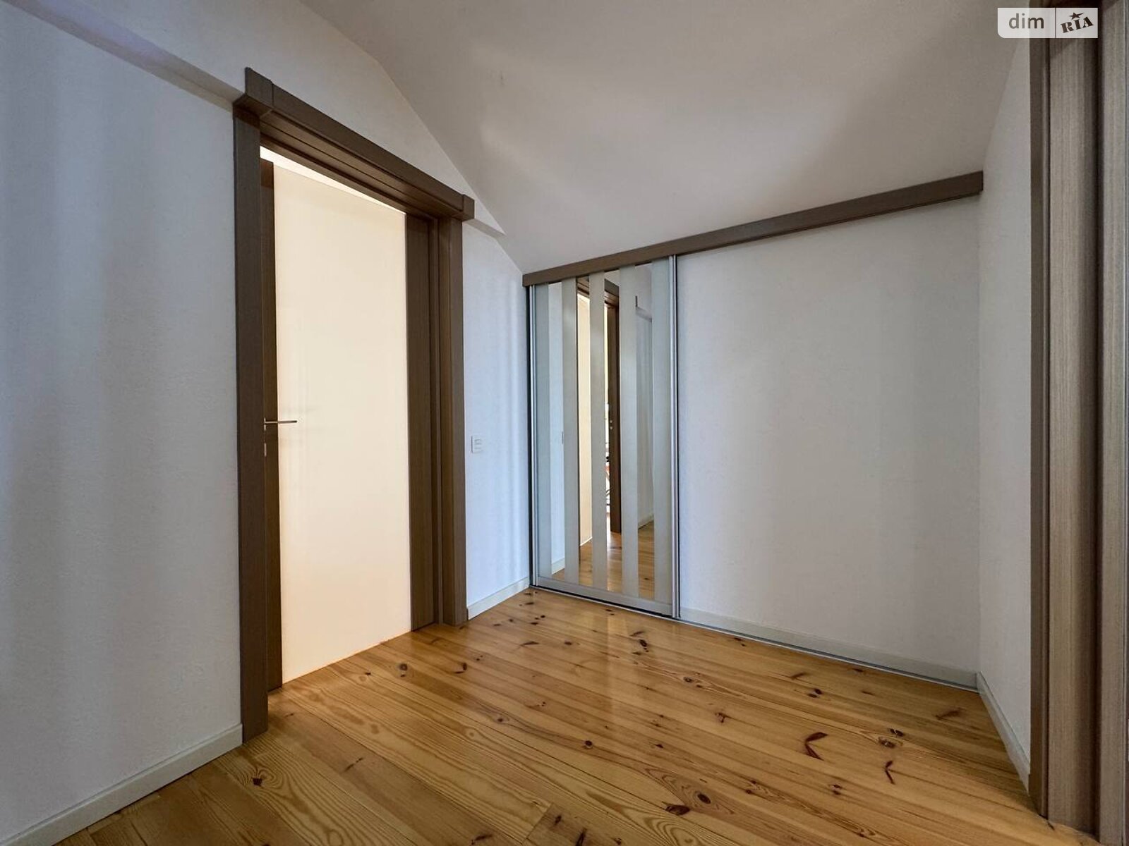двоповерховий будинок, 210.7 кв. м, цегла. Продаж у Бармаки фото 1 двоповерховий будинок, 210.7 кв. м, цегла. Продаж у Бармаки фото 1