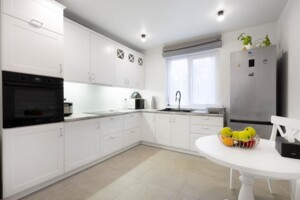 двухэтажный дом с балконом, 171.9 кв. м, кирпич. Продажа в Бартатовом фото 2