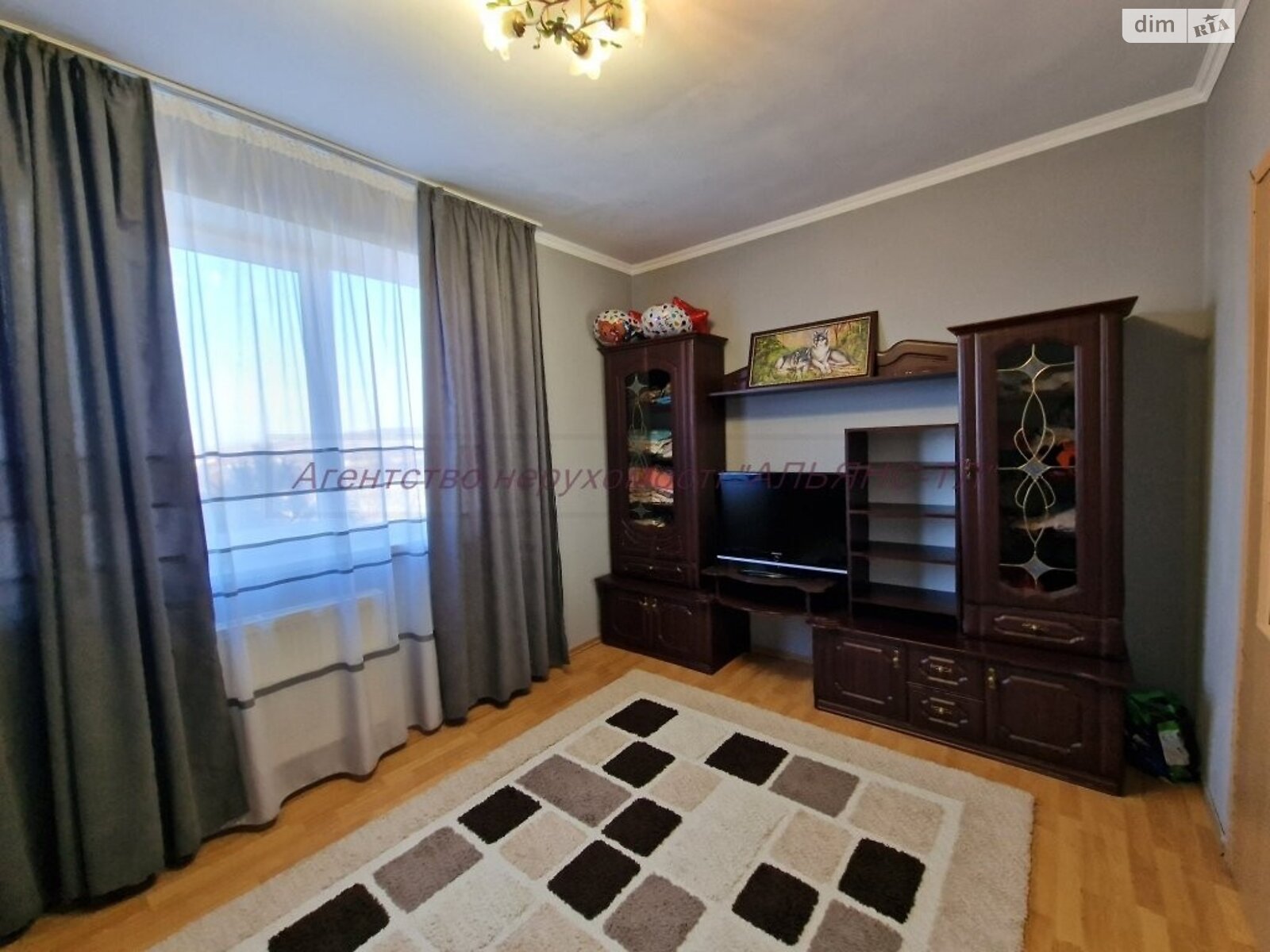 двоповерховий будинок веранда, 241 кв. м, цегла. Продаж у Барвінку фото 1