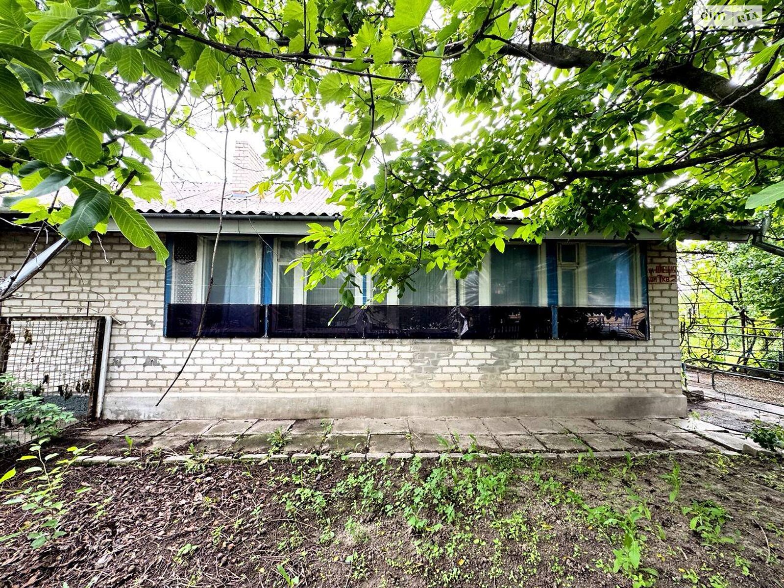 одноэтажный дом с гаражом, 138 кв. м, кирпич. Продажа в Барышевке район Барышевка фото 1