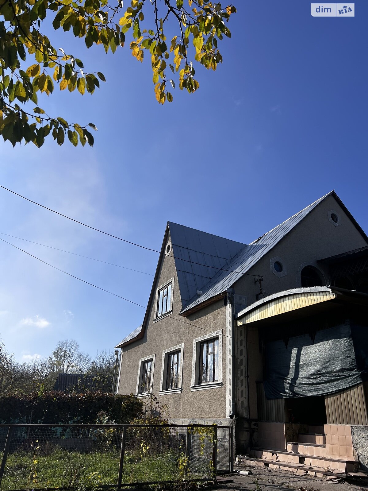 двухэтажный дом с верандой, 300 кв. м, кирпич. Продажа в Байковке фото 1