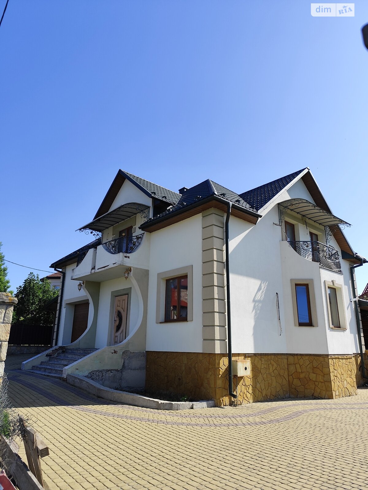 двоповерховий будинок з опаленням, 230 кв. м, цегла. Продаж у Байківці фото 1 двоповерховий будинок з опаленням, 230 кв. м, цегла. Продаж у Байківці фото 1