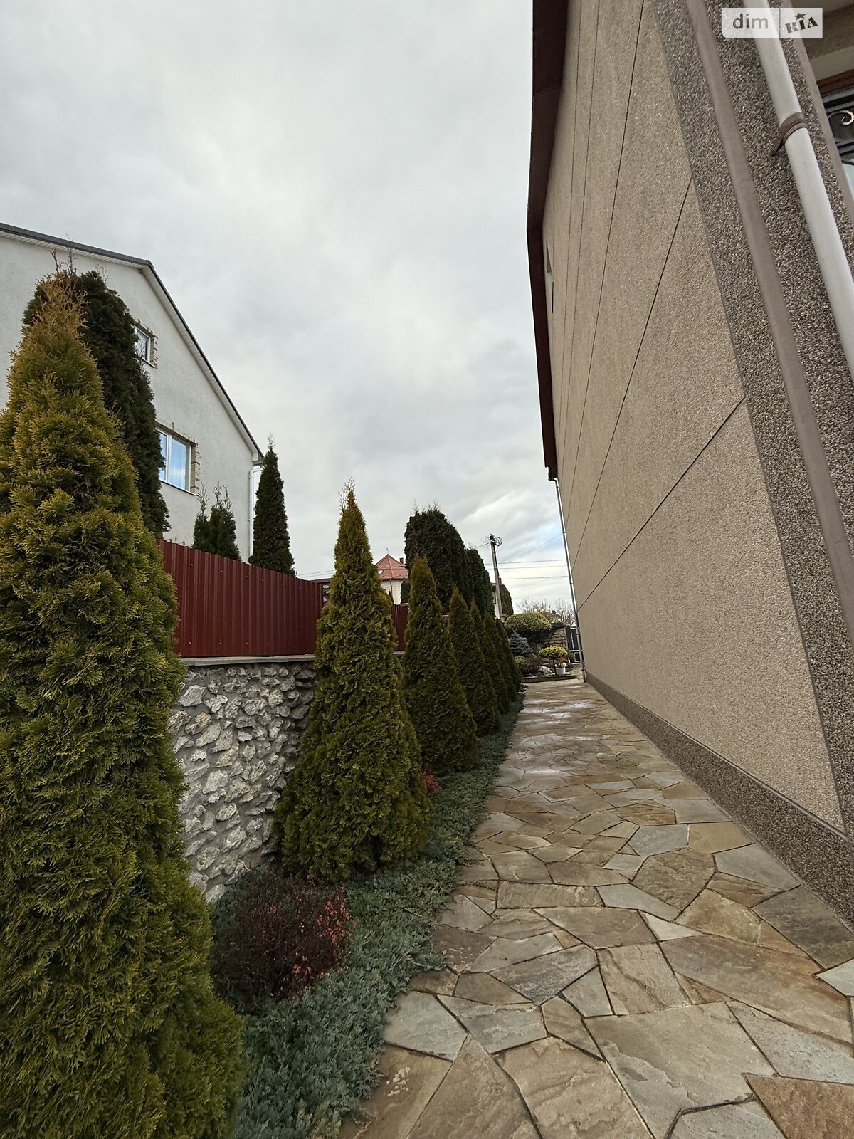 трехэтажный дом беседка, 220 кв. м, кирпич. Продажа в Байковцах фото 1 трехэтажный дом беседка, 220 кв. м, кирпич. Продажа в Байковцах фото 1