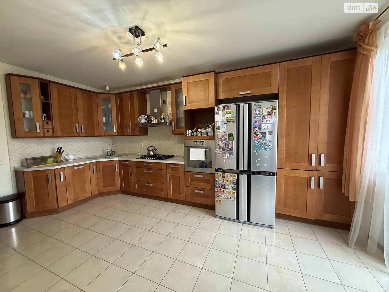 трехэтажный дом беседка, 220 кв. м, кирпич. Продажа в Байковцах фото 1 трехэтажный дом беседка, 220 кв. м, кирпич. Продажа в Байковцах фото 1