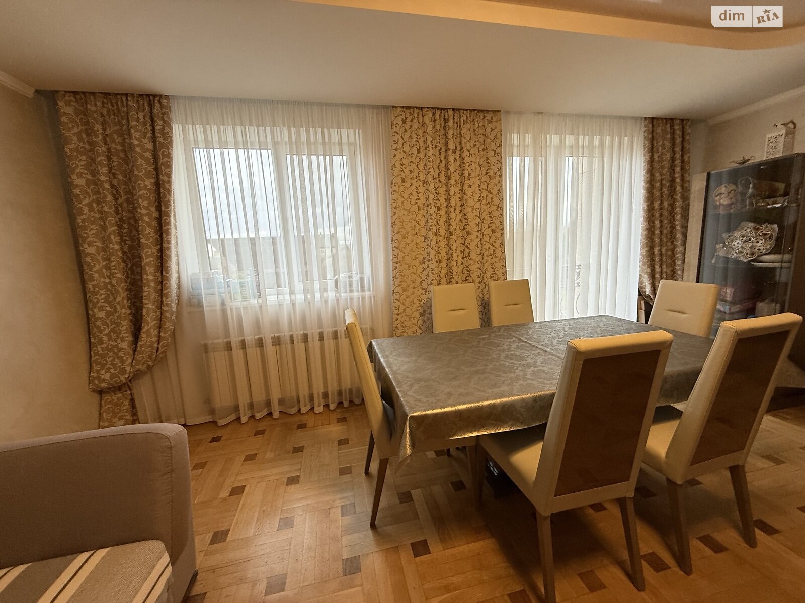 трехэтажный дом беседка, 220 кв. м, кирпич. Продажа в Байковцах фото 1 трехэтажный дом беседка, 220 кв. м, кирпич. Продажа в Байковцах фото 1