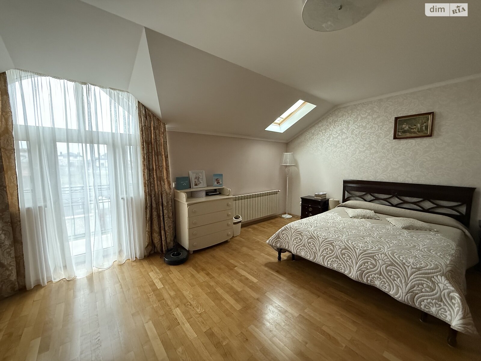 трехэтажный дом беседка, 220 кв. м, кирпич. Продажа в Байковцах фото 1 трехэтажный дом беседка, 220 кв. м, кирпич. Продажа в Байковцах фото 1