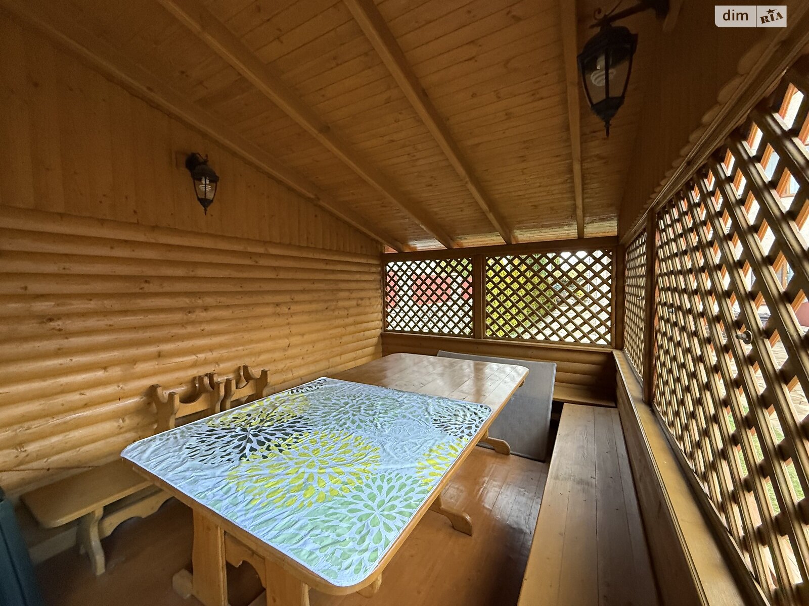 трехэтажный дом беседка, 220 кв. м, кирпич. Продажа в Байковцах фото 1 трехэтажный дом беседка, 220 кв. м, кирпич. Продажа в Байковцах фото 1