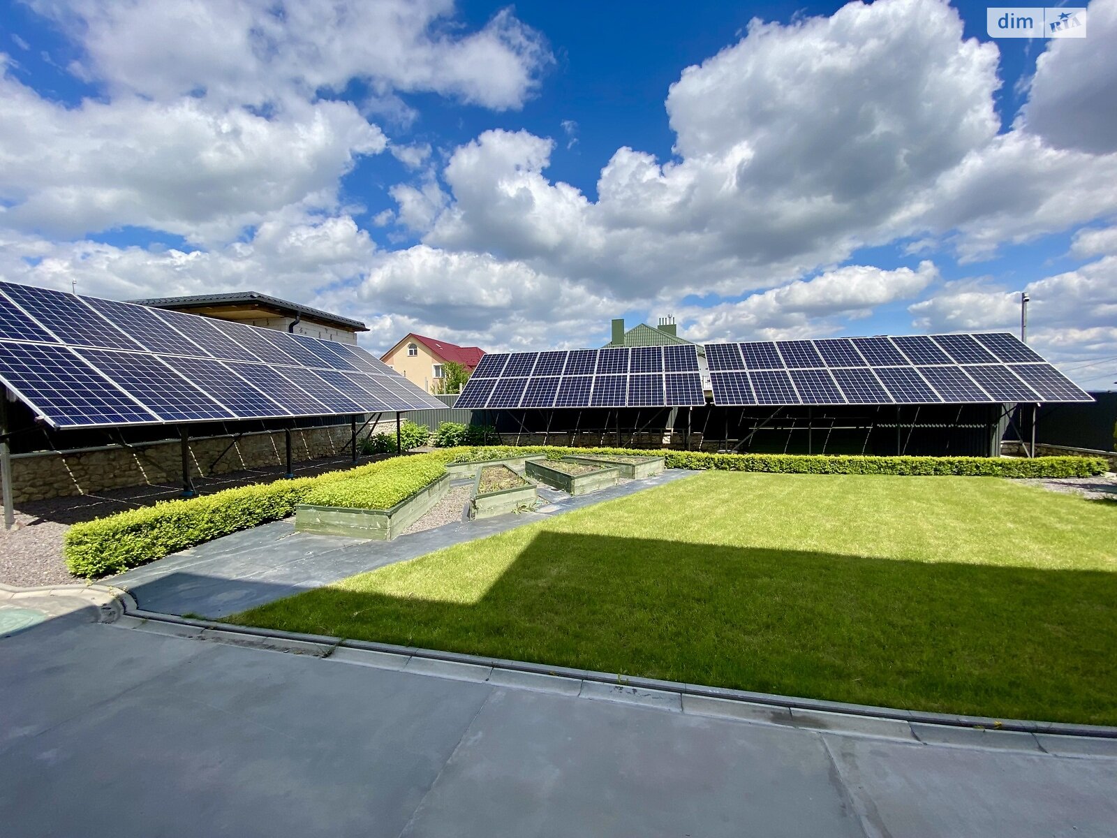 двоповерховий будинок з гаражем, 197.2 кв. м, цегла. Продаж у Байківці фото 1 двоповерховий будинок з гаражем, 197.2 кв. м, цегла. Продаж у Байківці фото 1