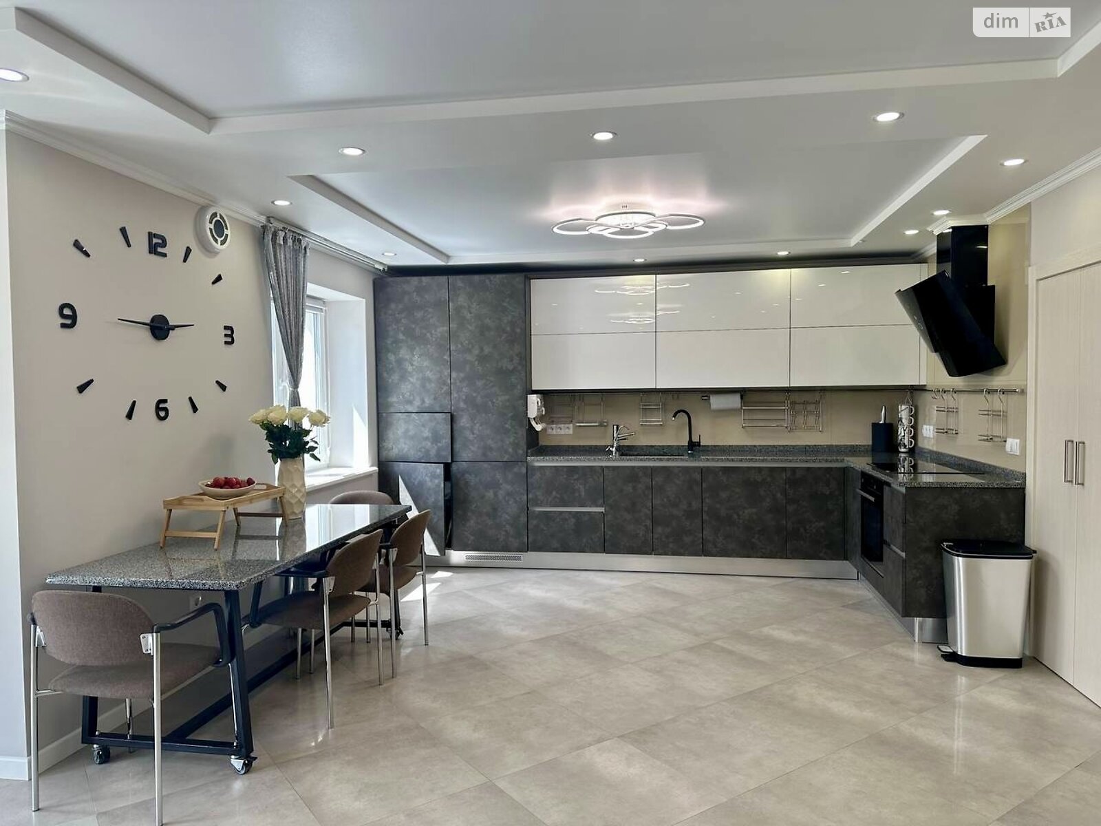 двоповерховий будинок з гаражем, 197.2 кв. м, цегла. Продаж у Байківці фото 1 двоповерховий будинок з гаражем, 197.2 кв. м, цегла. Продаж у Байківці фото 1