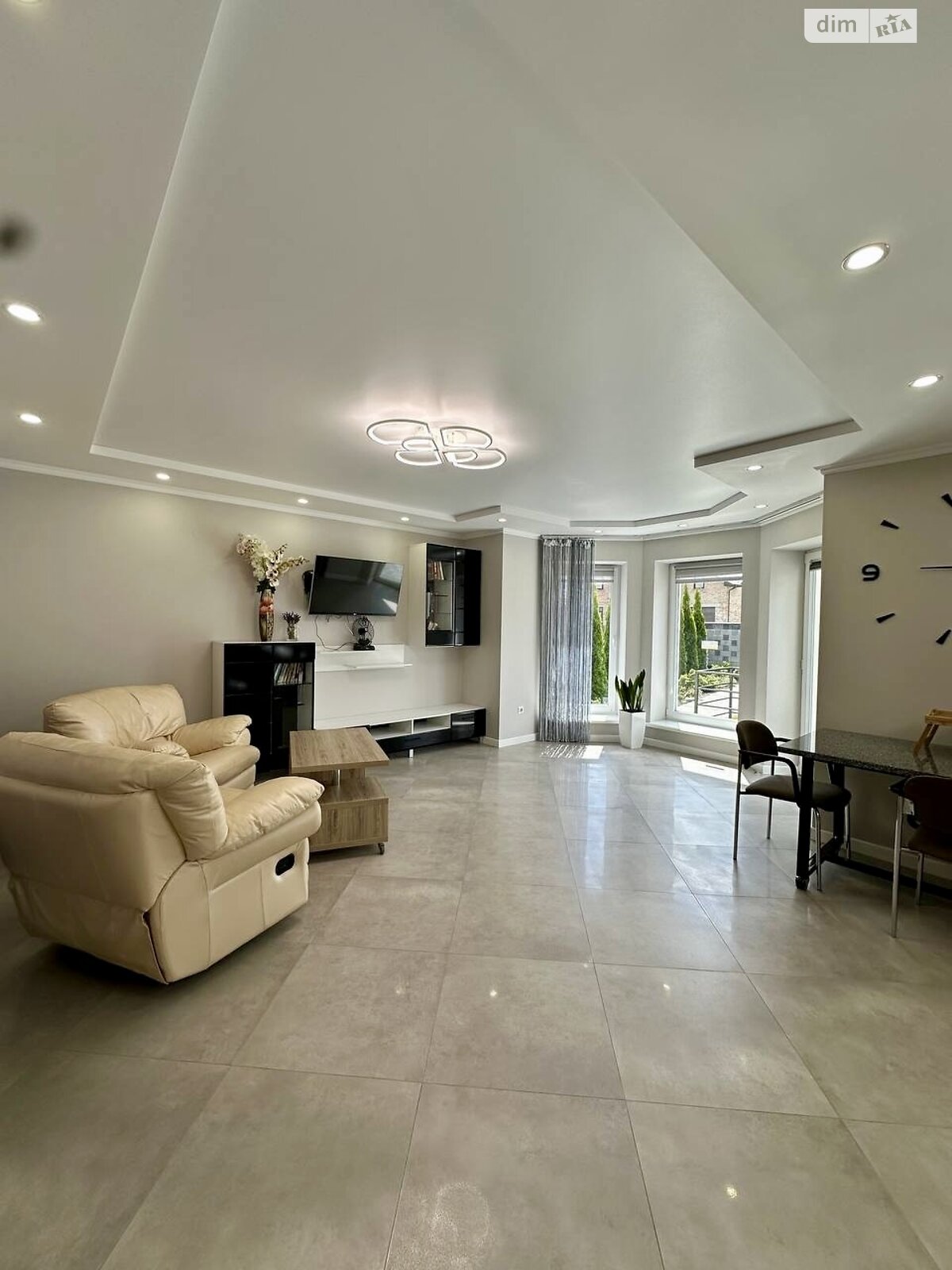 двоповерховий будинок з гаражем, 197.2 кв. м, цегла. Продаж у Байківці фото 1 двоповерховий будинок з гаражем, 197.2 кв. м, цегла. Продаж у Байківці фото 1