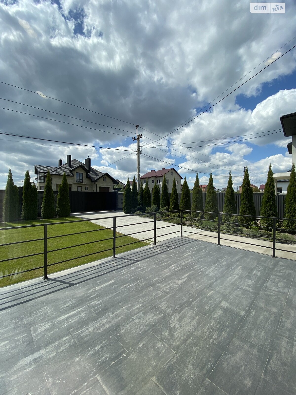 двоповерховий будинок з гаражем, 197.2 кв. м, цегла. Продаж у Байківці фото 1 двоповерховий будинок з гаражем, 197.2 кв. м, цегла. Продаж у Байківці фото 1