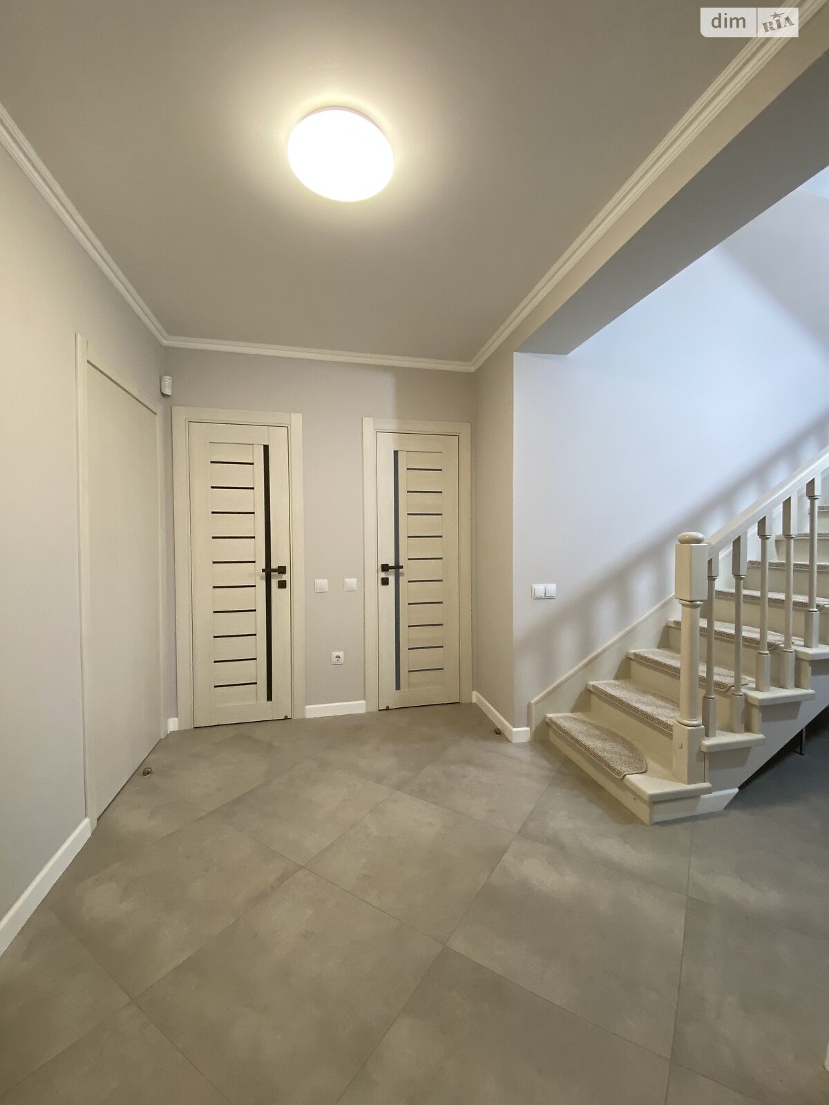 двоповерховий будинок з гаражем, 197.2 кв. м, цегла. Продаж у Байківці фото 1 двоповерховий будинок з гаражем, 197.2 кв. м, цегла. Продаж у Байківці фото 1