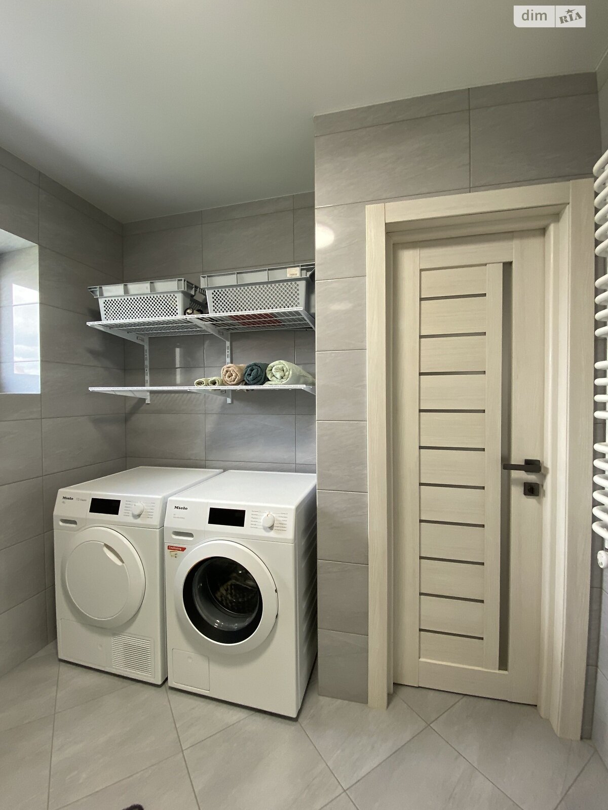 двоповерховий будинок з гаражем, 197.2 кв. м, цегла. Продаж у Байківці фото 1 двоповерховий будинок з гаражем, 197.2 кв. м, цегла. Продаж у Байківці фото 1