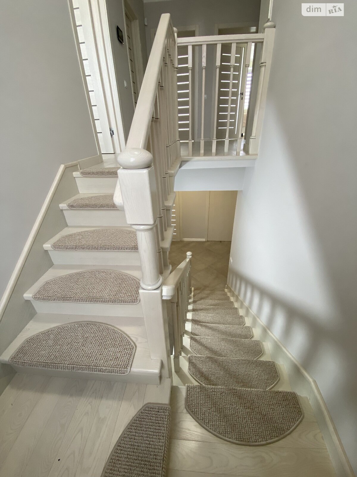 двоповерховий будинок з гаражем, 197.2 кв. м, цегла. Продаж у Байківці фото 1 двоповерховий будинок з гаражем, 197.2 кв. м, цегла. Продаж у Байківці фото 1