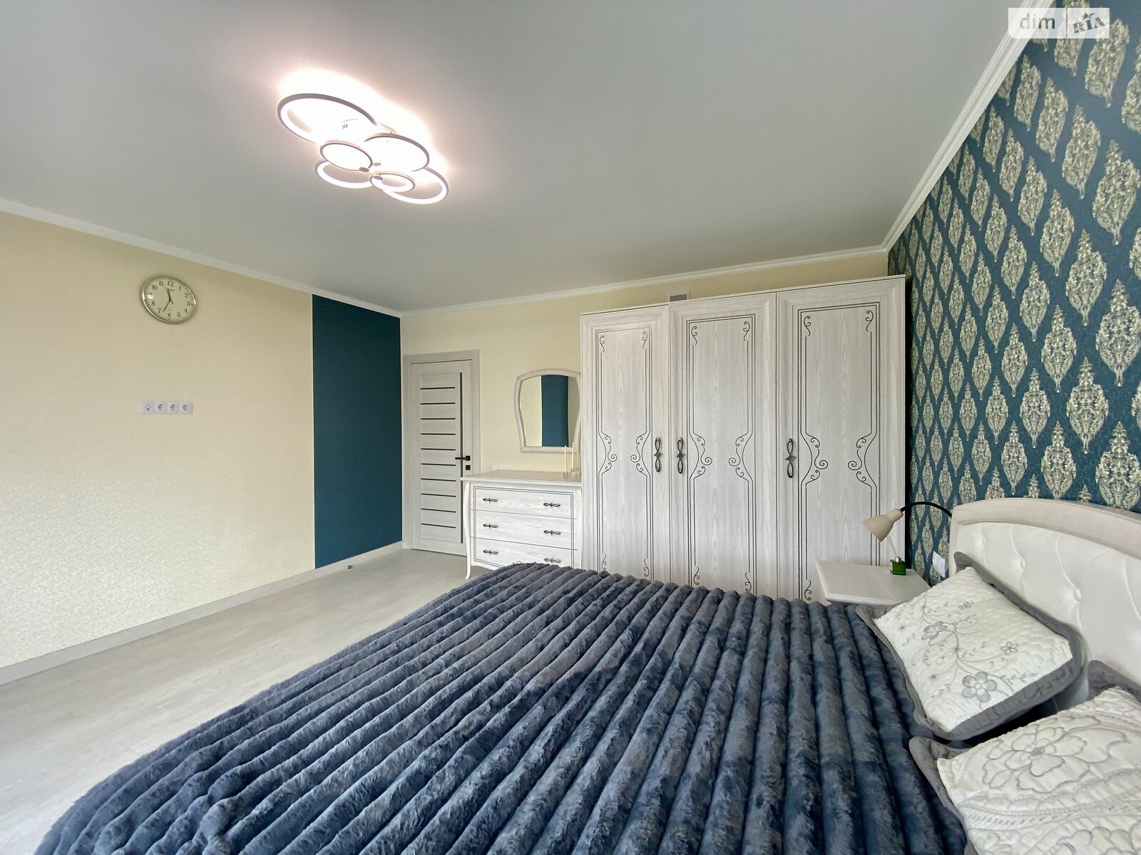 двоповерховий будинок з гаражем, 197.2 кв. м, цегла. Продаж у Байківці фото 1 двоповерховий будинок з гаражем, 197.2 кв. м, цегла. Продаж у Байківці фото 1