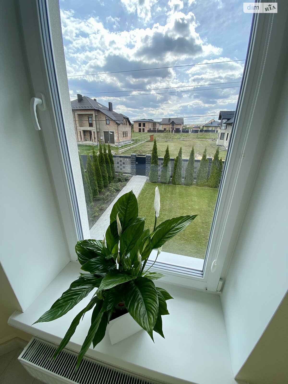 двоповерховий будинок з гаражем, 197.2 кв. м, цегла. Продаж у Байківці фото 1 двоповерховий будинок з гаражем, 197.2 кв. м, цегла. Продаж у Байківці фото 1