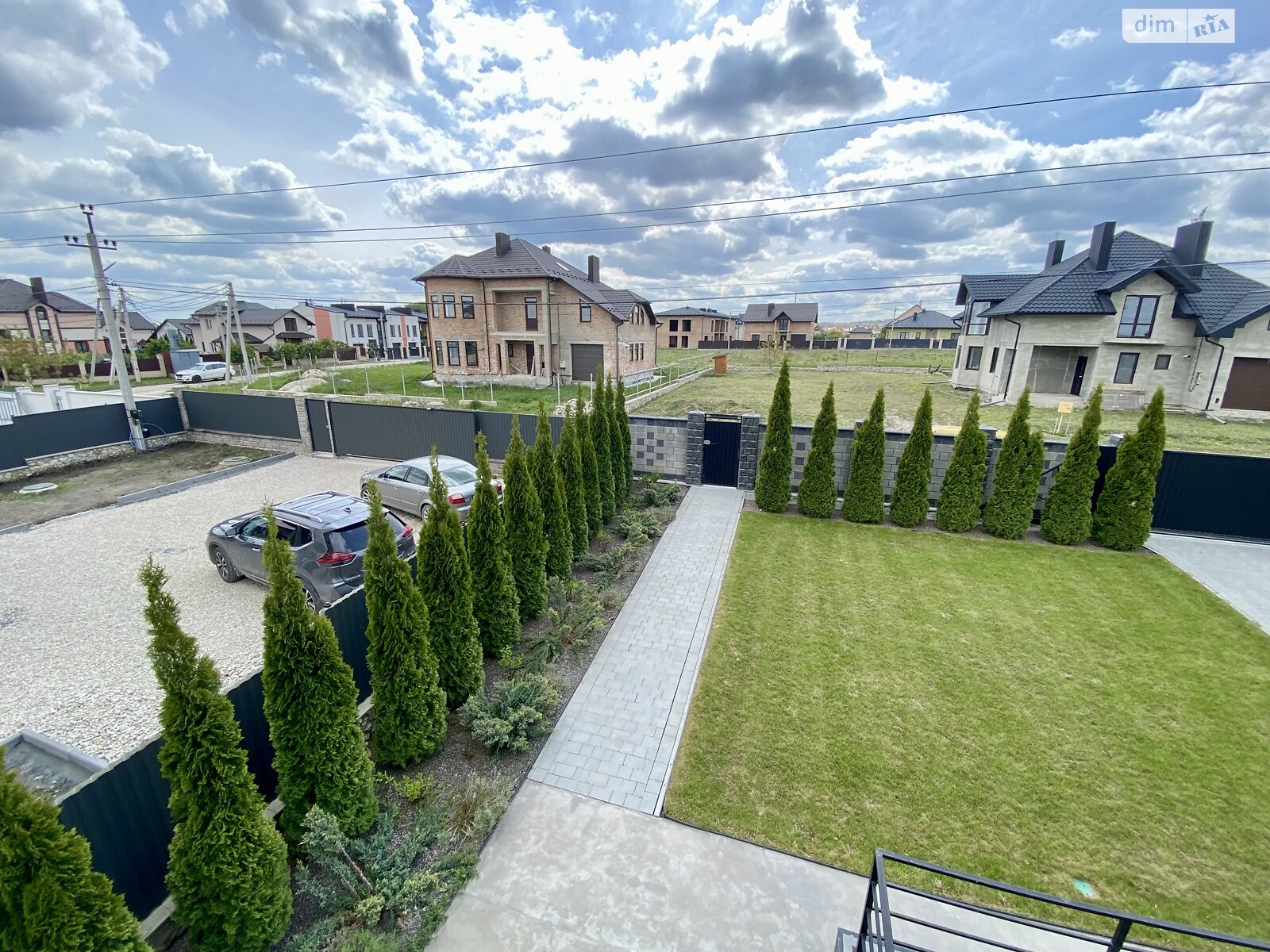 двоповерховий будинок з гаражем, 197.2 кв. м, цегла. Продаж у Байківці фото 1 двоповерховий будинок з гаражем, 197.2 кв. м, цегла. Продаж у Байківці фото 1