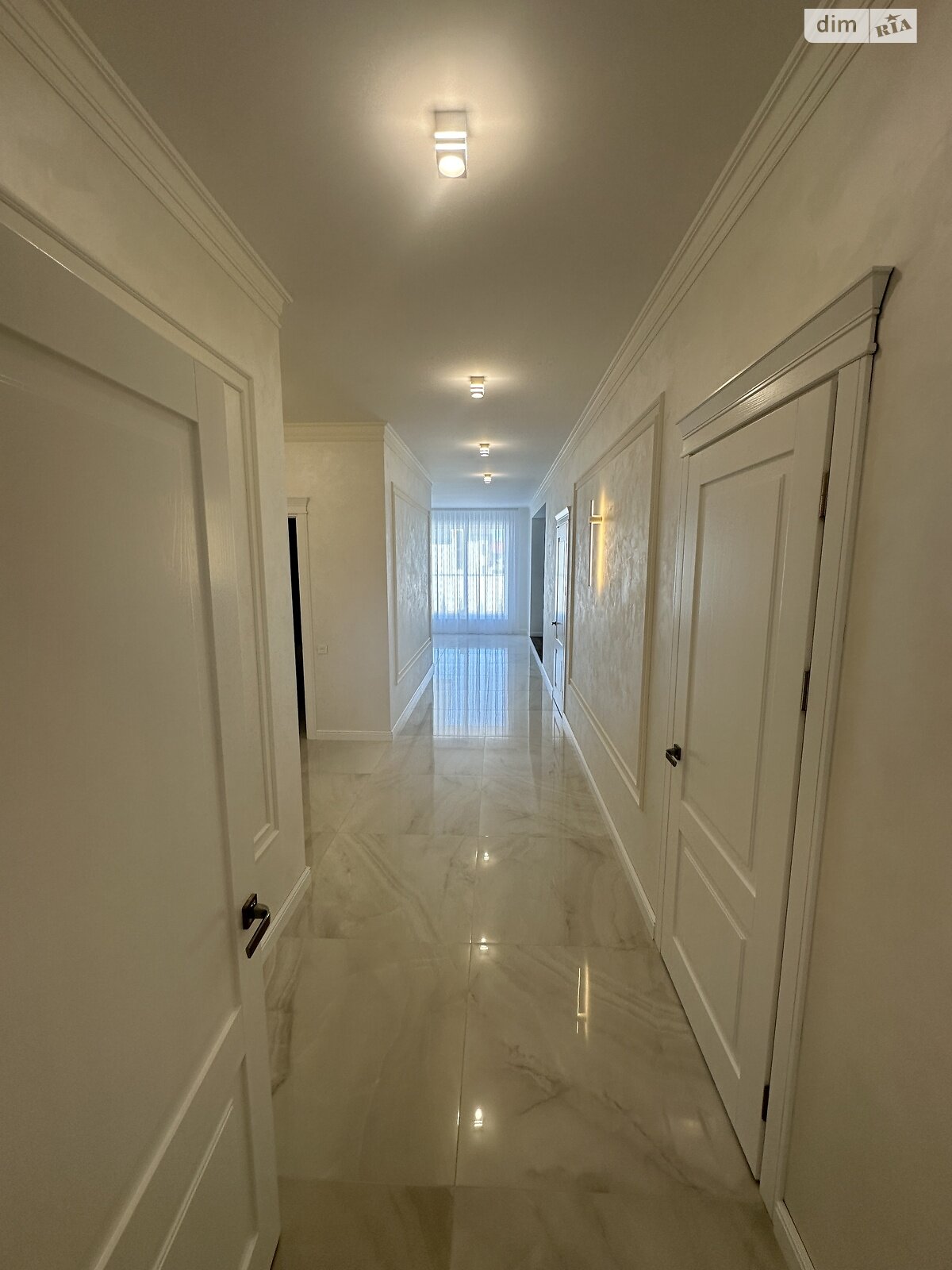 одноэтажный дом, 200 кв. м, кирпич. Продажа в Байковцах фото 1 одноэтажный дом, 200 кв. м, кирпич. Продажа в Байковцах фото 1