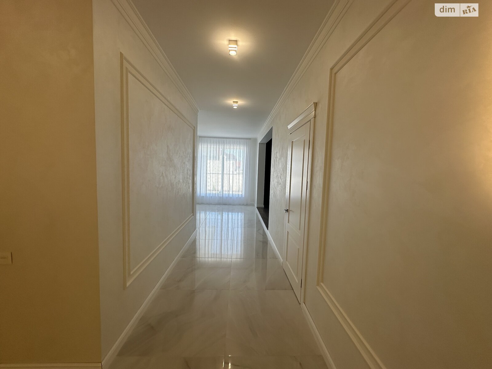 одноэтажный дом, 200 кв. м, кирпич. Продажа в Байковцах фото 1 одноэтажный дом, 200 кв. м, кирпич. Продажа в Байковцах фото 1