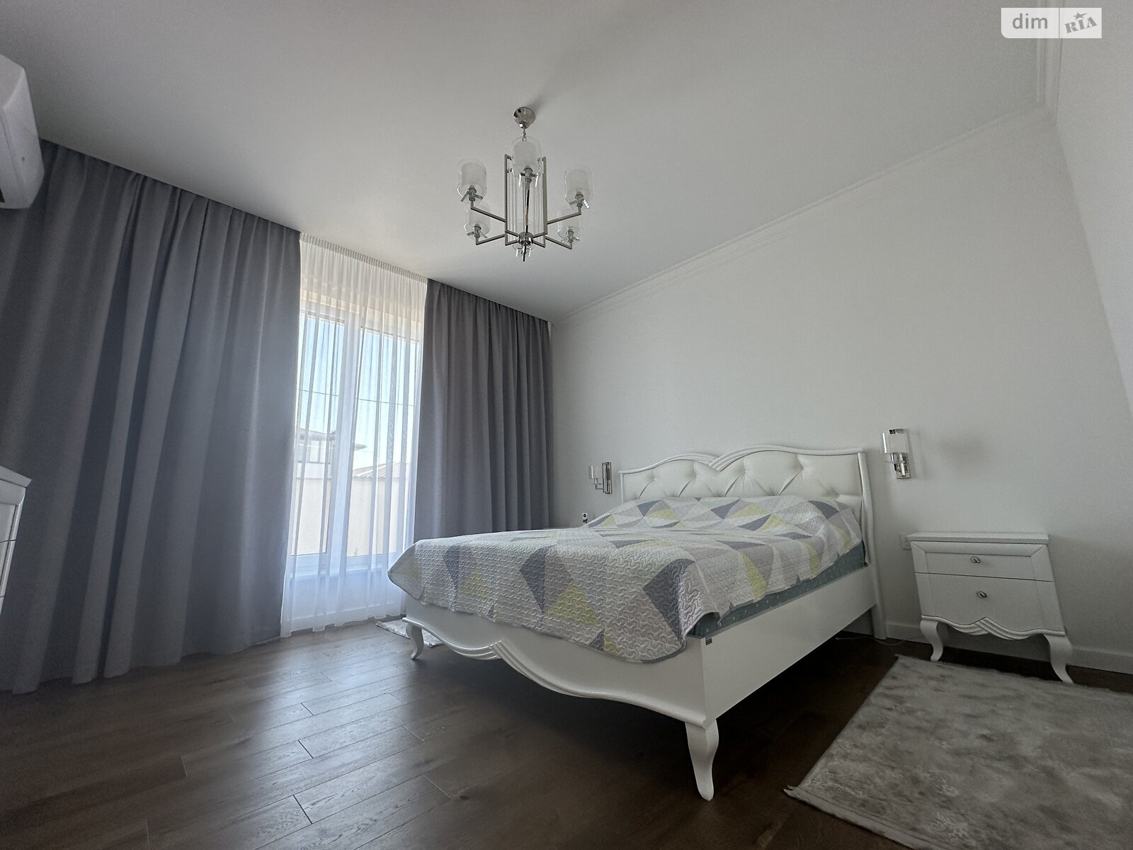 одноэтажный дом, 200 кв. м, кирпич. Продажа в Байковцах фото 1 одноэтажный дом, 200 кв. м, кирпич. Продажа в Байковцах фото 1