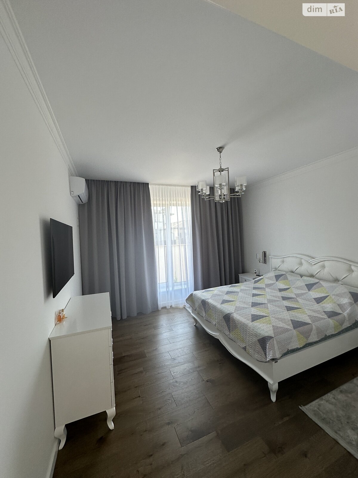 одноэтажный дом, 200 кв. м, кирпич. Продажа в Байковцах фото 1 одноэтажный дом, 200 кв. м, кирпич. Продажа в Байковцах фото 1