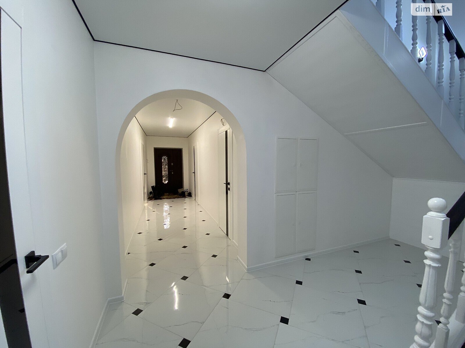 двоповерховий будинок, 220 кв. м, цегла. Продаж у Байківці фото 1 двоповерховий будинок, 220 кв. м, цегла. Продаж у Байківці фото 1