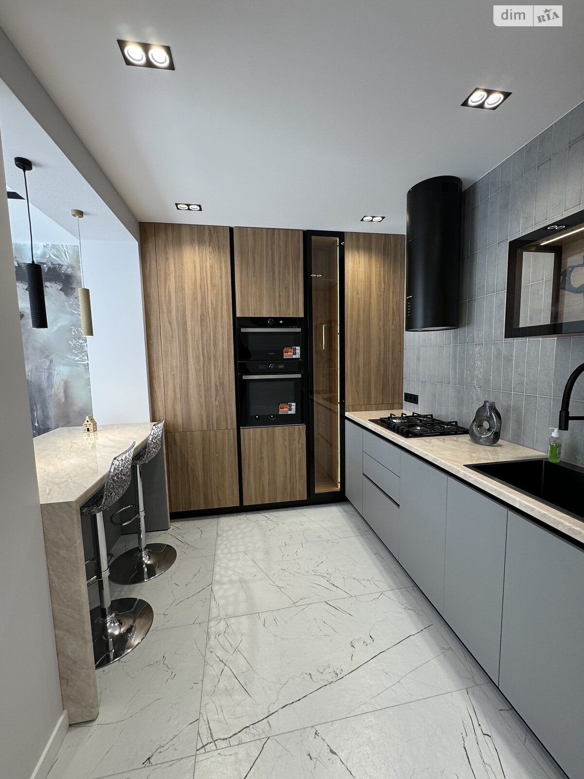 двоповерховий будинок з балконом, 110 кв. м, цегла. Продаж у Байківці фото 1 двоповерховий будинок з балконом, 110 кв. м, цегла. Продаж у Байківці фото 1