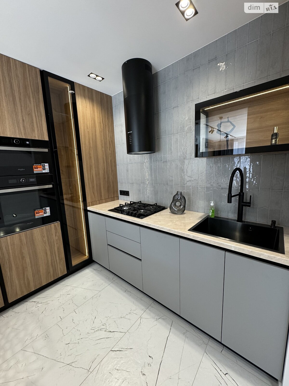 двоповерховий будинок з балконом, 110 кв. м, цегла. Продаж у Байківці фото 1 двоповерховий будинок з балконом, 110 кв. м, цегла. Продаж у Байківці фото 1
