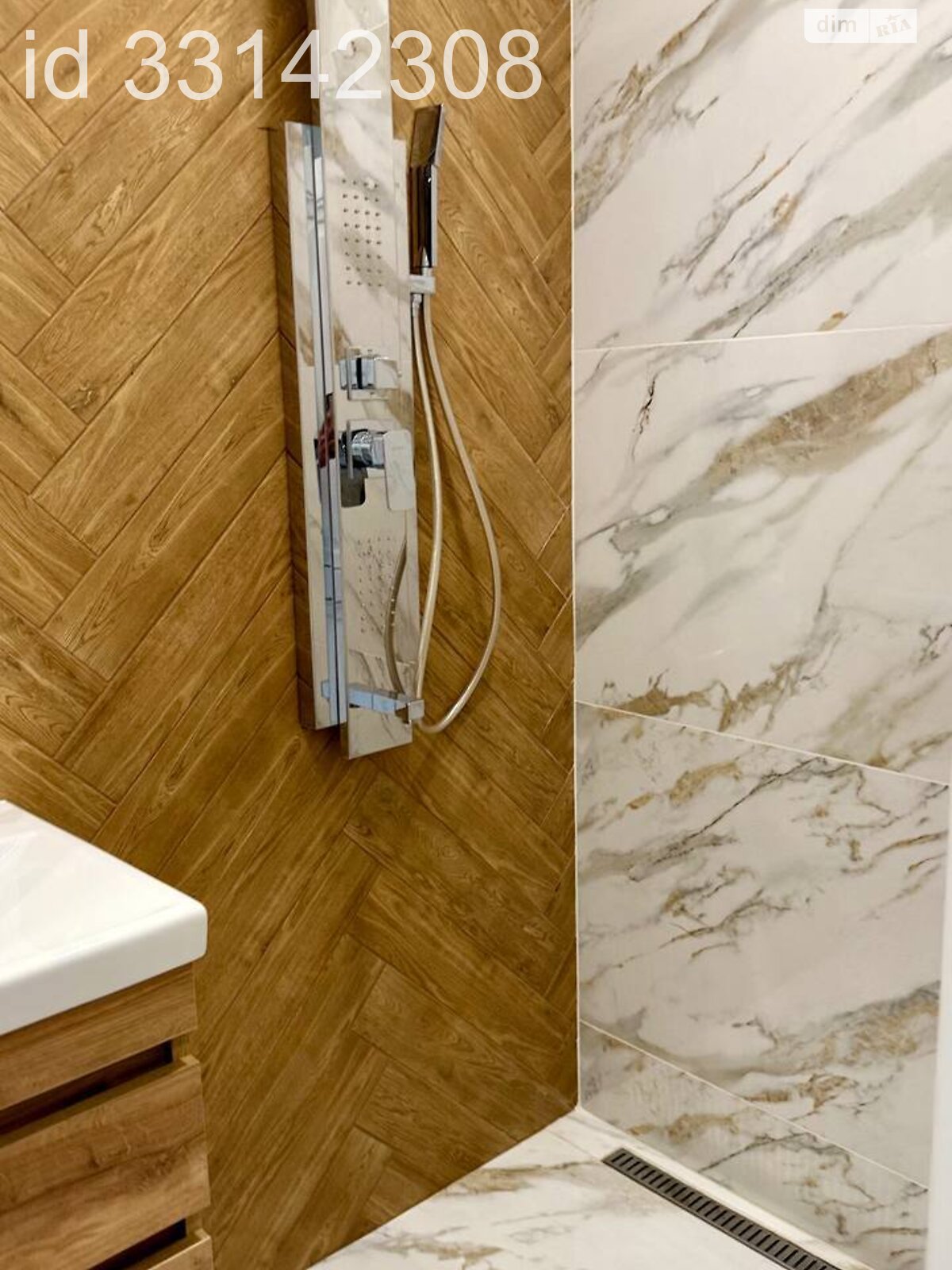двухэтажный дом с гаражом, 190 кв. м, кирпич. Продажа в Байковцах фото 1 двухэтажный дом с гаражом, 190 кв. м, кирпич. Продажа в Байковцах фото 1