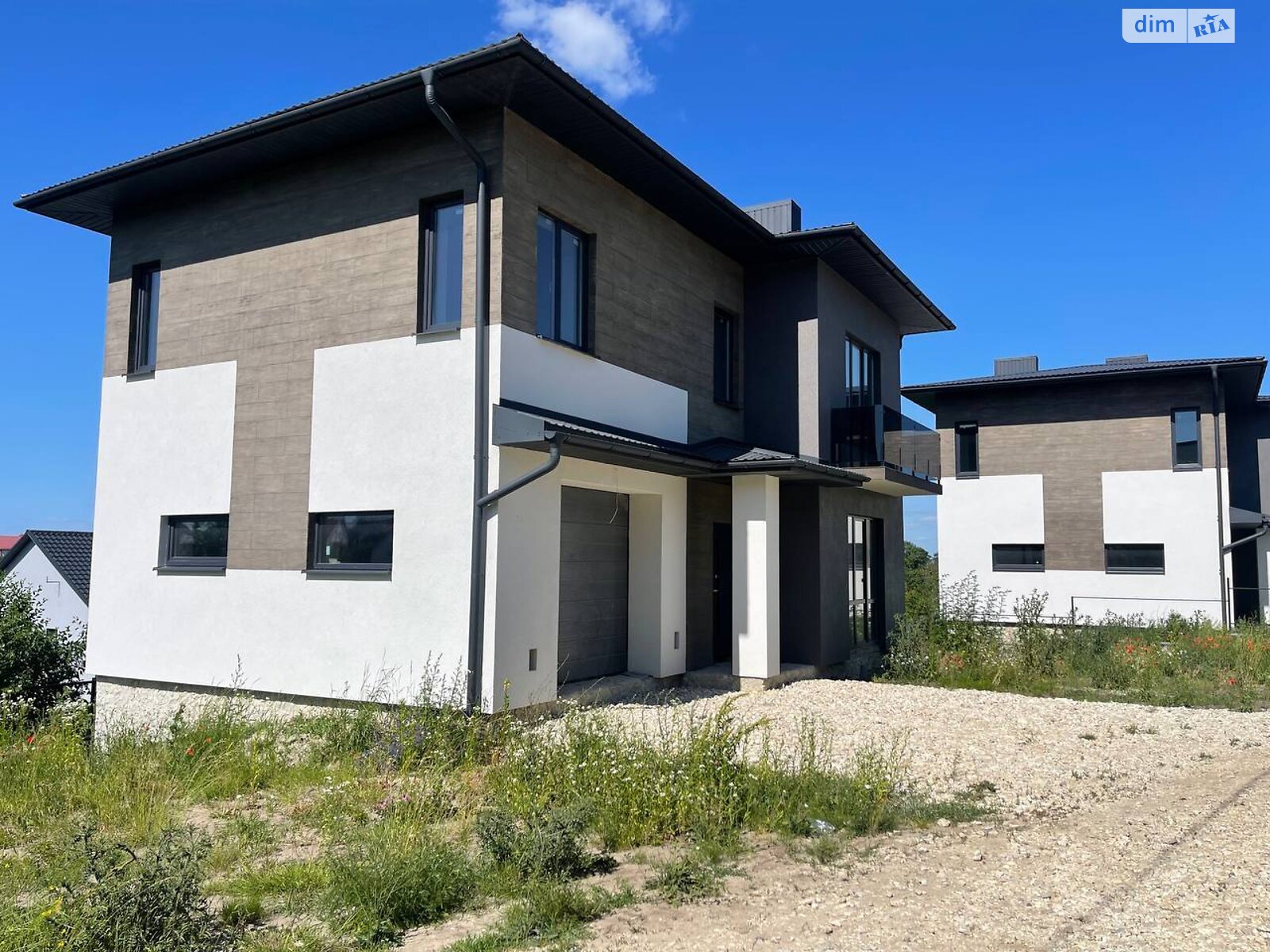 двухэтажный дом с гаражом, 120 кв. м, кирпич. Продажа в Байковцах фото 1 двухэтажный дом с гаражом, 120 кв. м, кирпич. Продажа в Байковцах фото 1