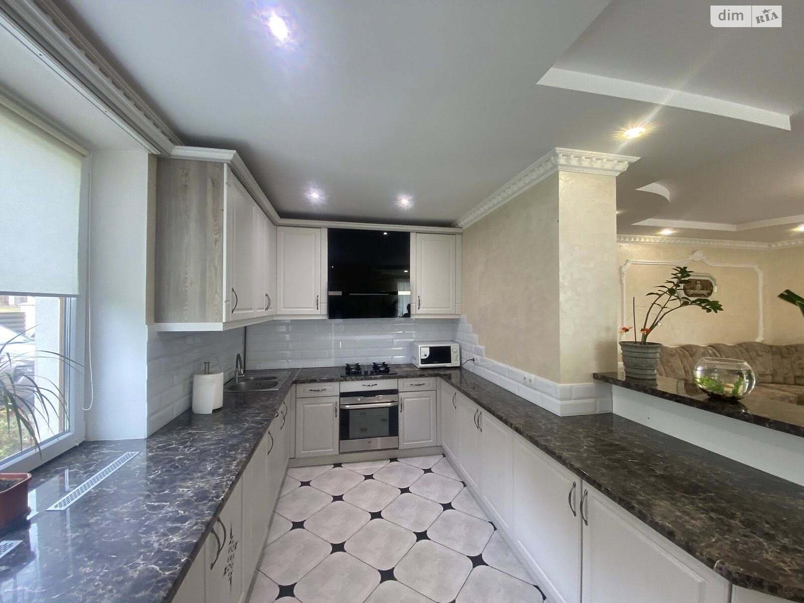 двоповерховий будинок з гаражем, 190.1 кв. м, цегла. Продаж у Байківці фото 1 двоповерховий будинок з гаражем, 190.1 кв. м, цегла. Продаж у Байківці фото 1