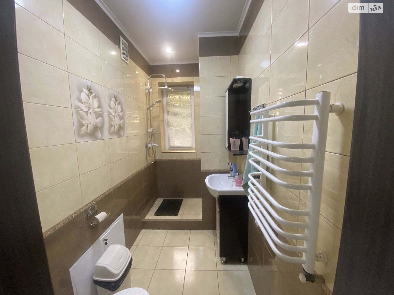 двоповерховий будинок з гаражем, 190.1 кв. м, цегла. Продаж у Байківці фото 1 двоповерховий будинок з гаражем, 190.1 кв. м, цегла. Продаж у Байківці фото 1