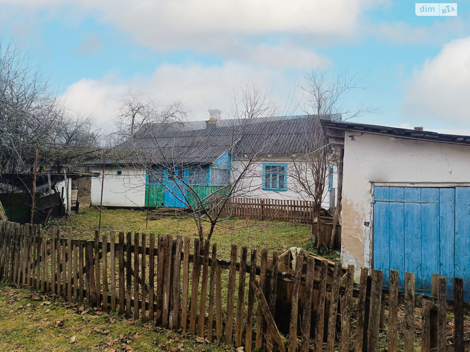 одноповерховий будинок з гаражем, 64 кв. м, дерево та цегла. Продаж у Бечалі фото 1