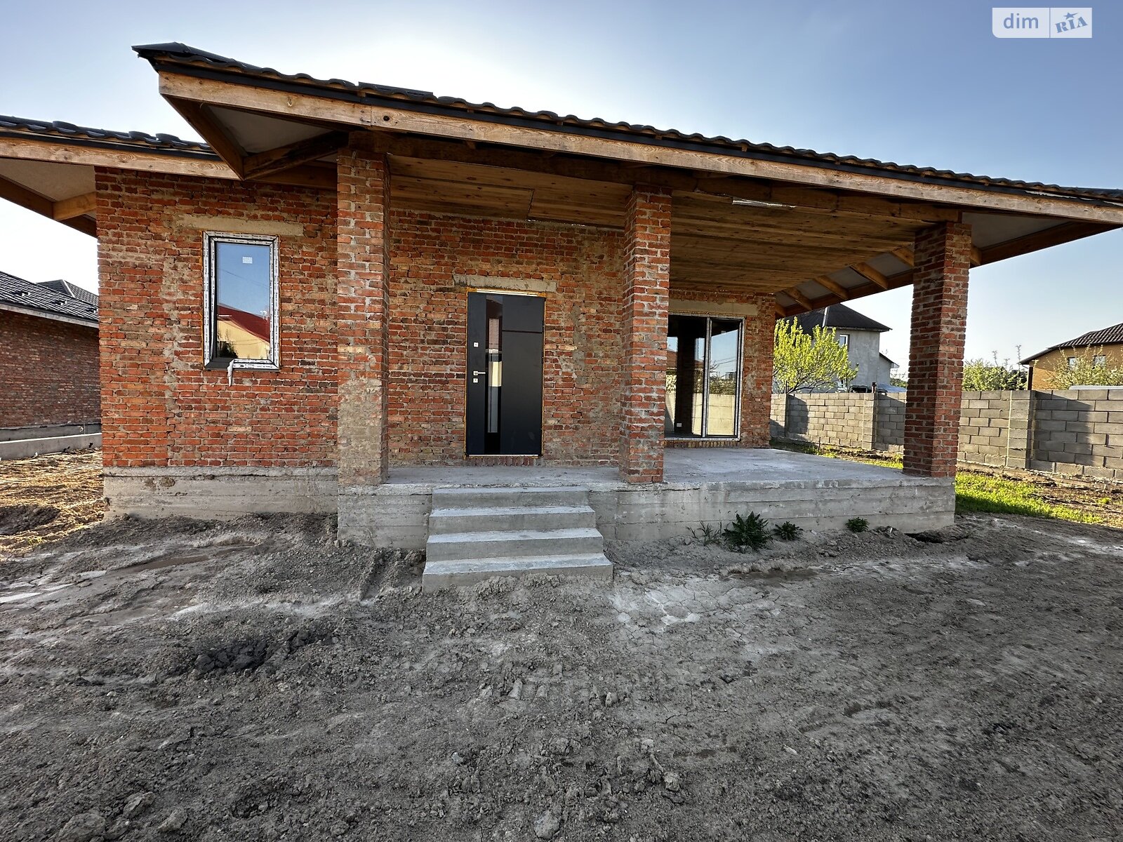 одноэтажный дом, 105 кв. м, кирпич. Продажа в Белой Кринице фото 1 одноэтажный дом, 105 кв. м, кирпич. Продажа в Белой Кринице фото 1