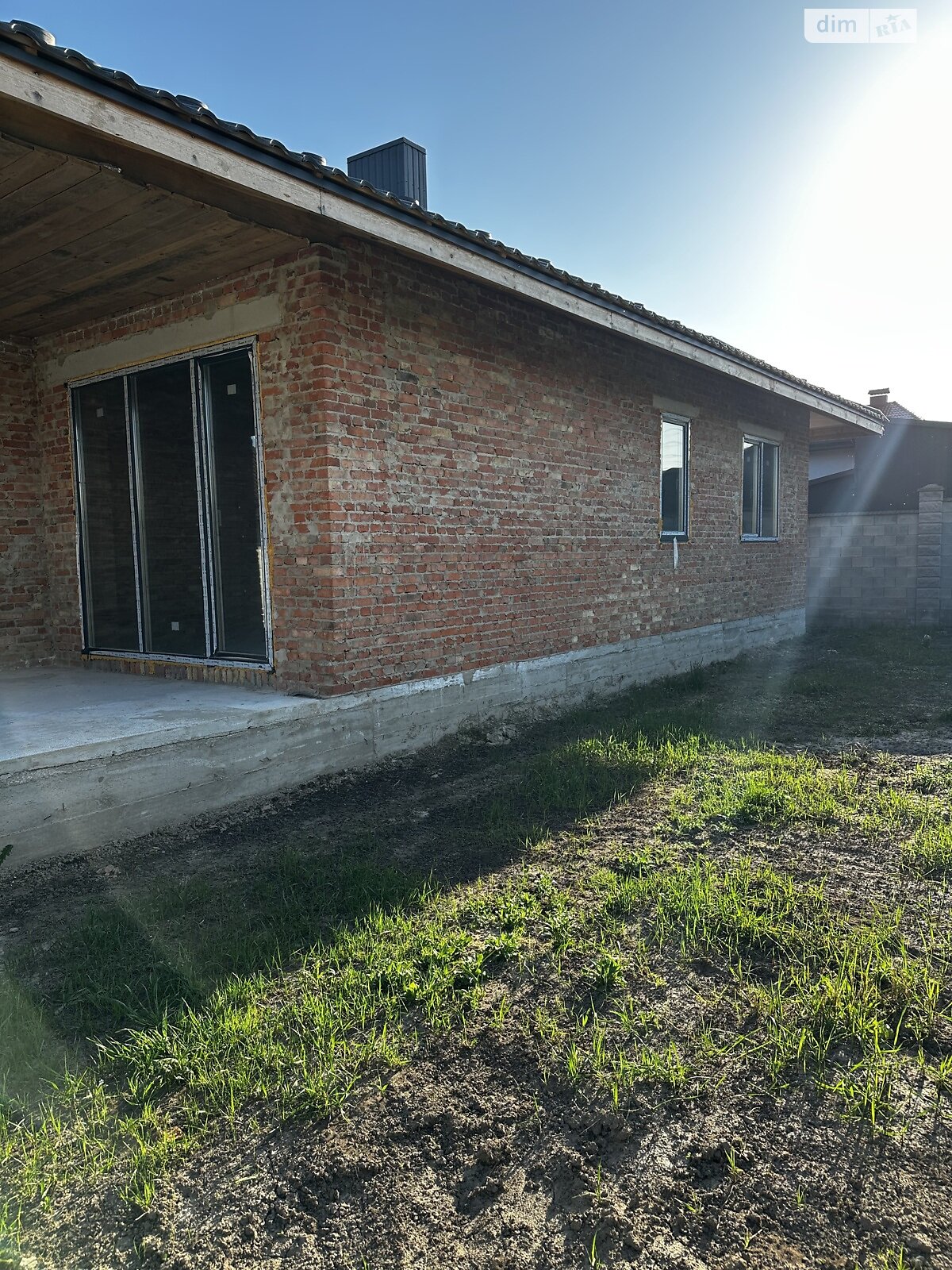 одноэтажный дом, 105 кв. м, кирпич. Продажа в Белой Кринице фото 1 одноэтажный дом, 105 кв. м, кирпич. Продажа в Белой Кринице фото 1